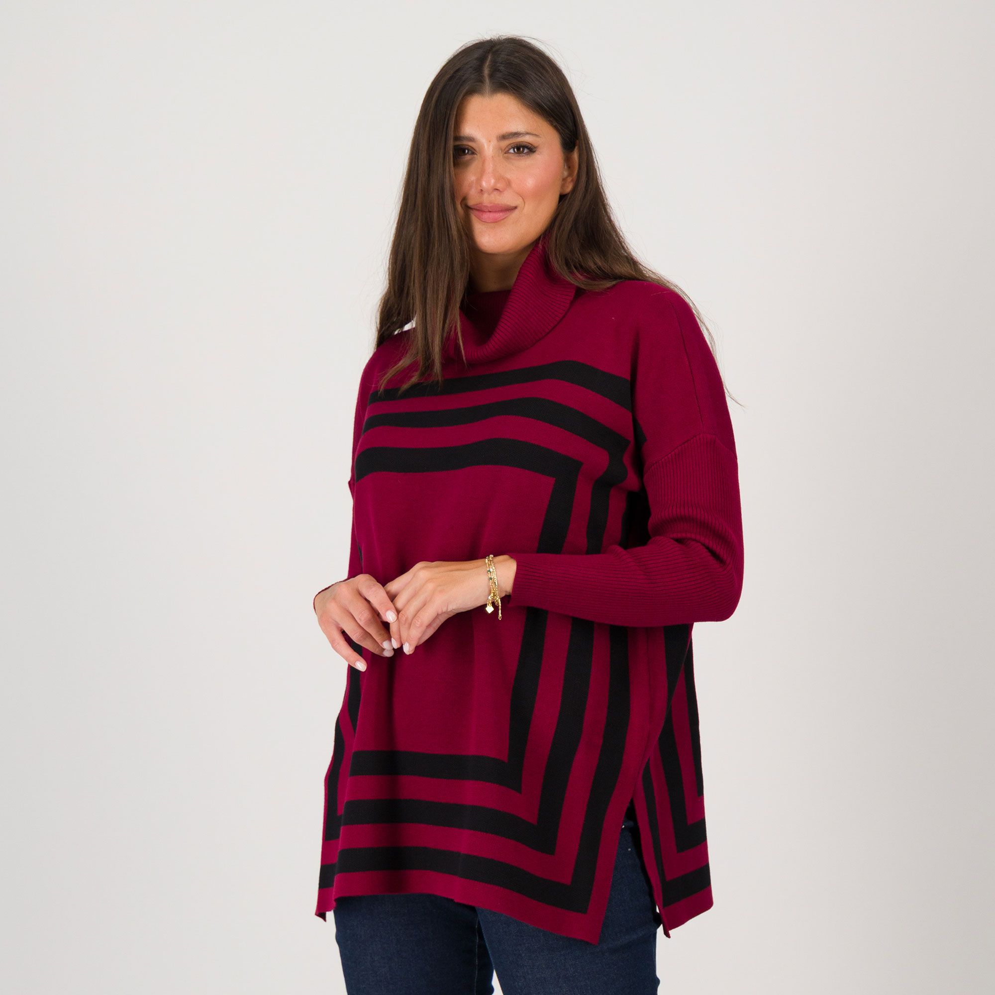 Nina Leonard
Maglione linea a
scatola con fantasia
geometrica