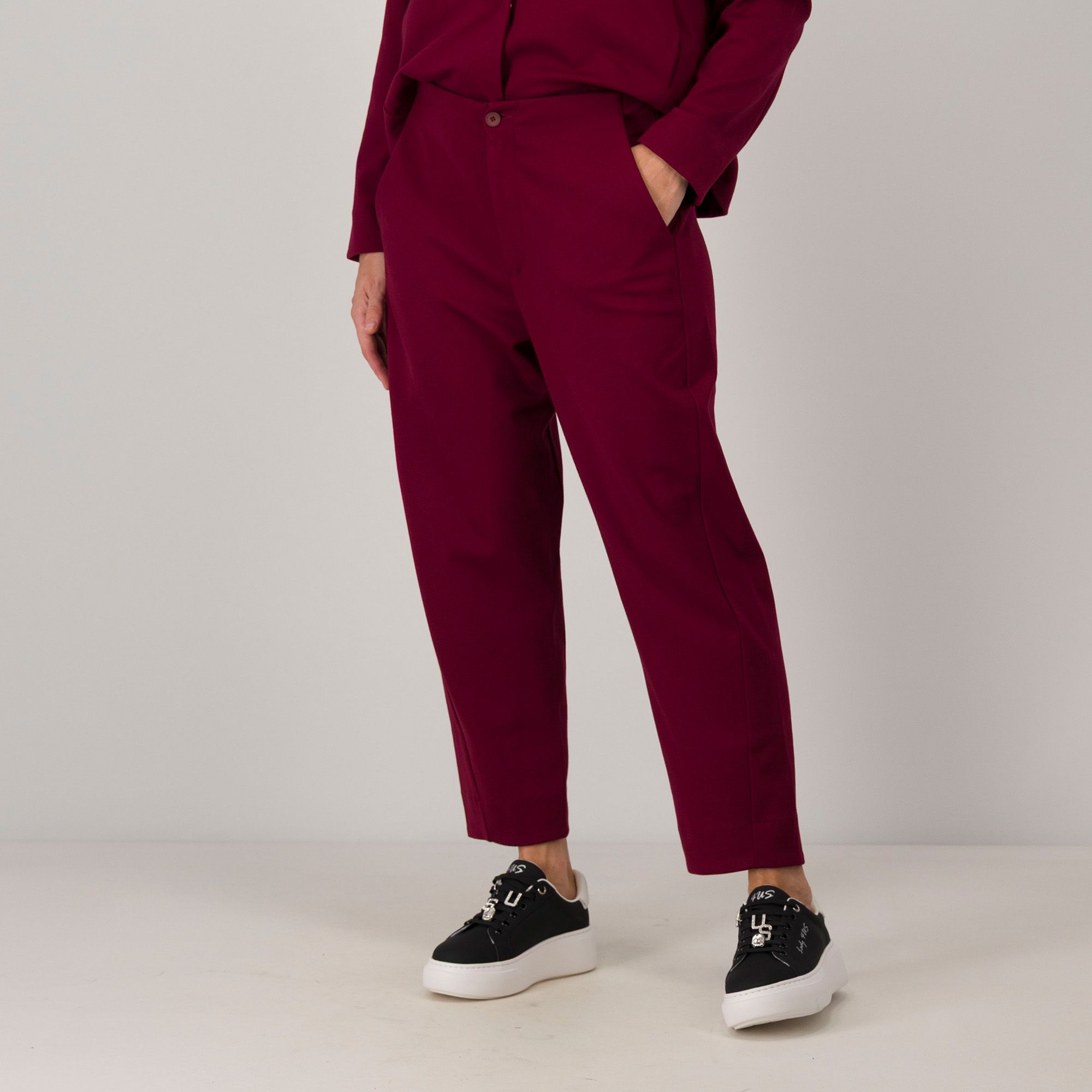 Colour Lab
Pantaloni a carota
in punto Milano