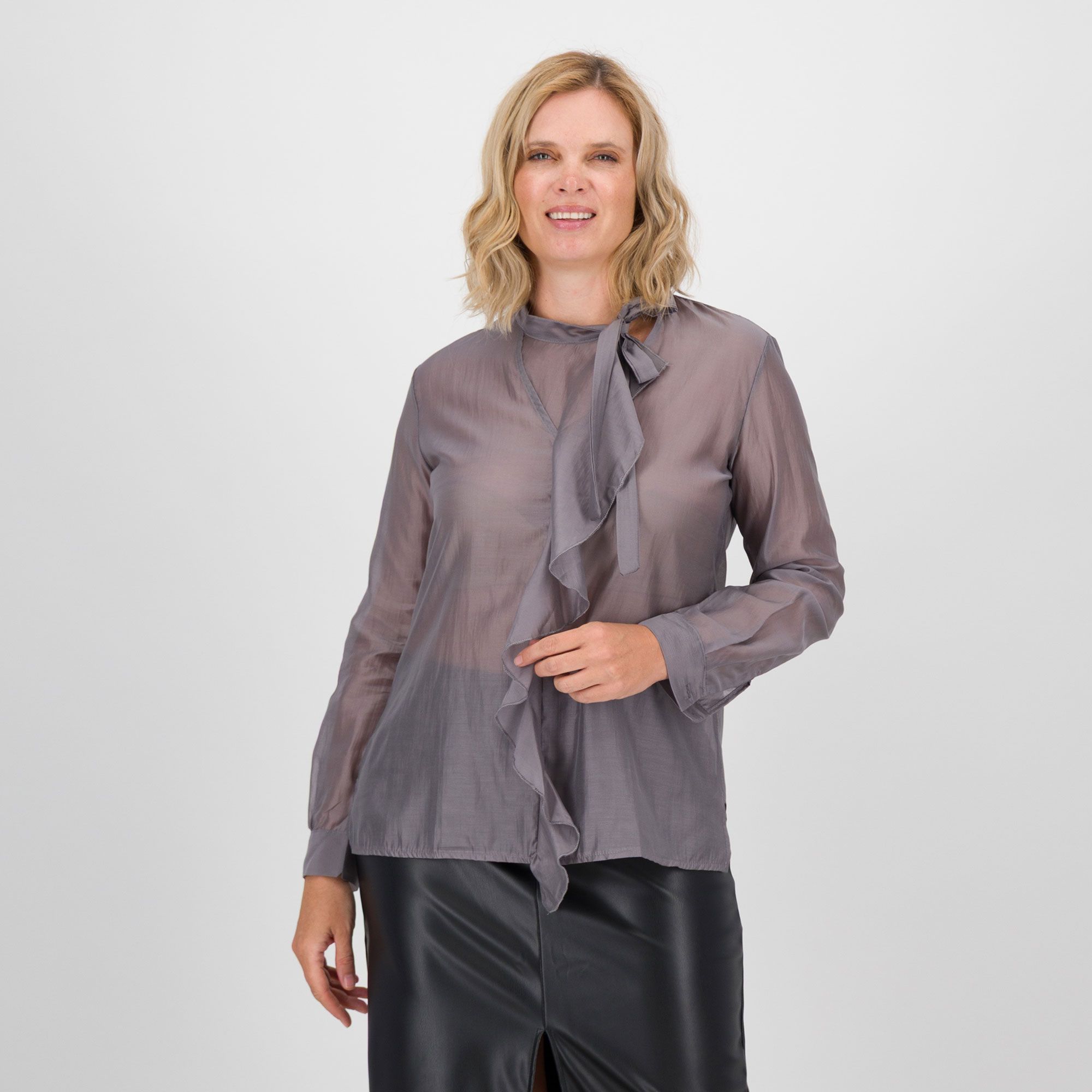 Enjoy
Maglia in misto
lyocell a
maniche lunghe
