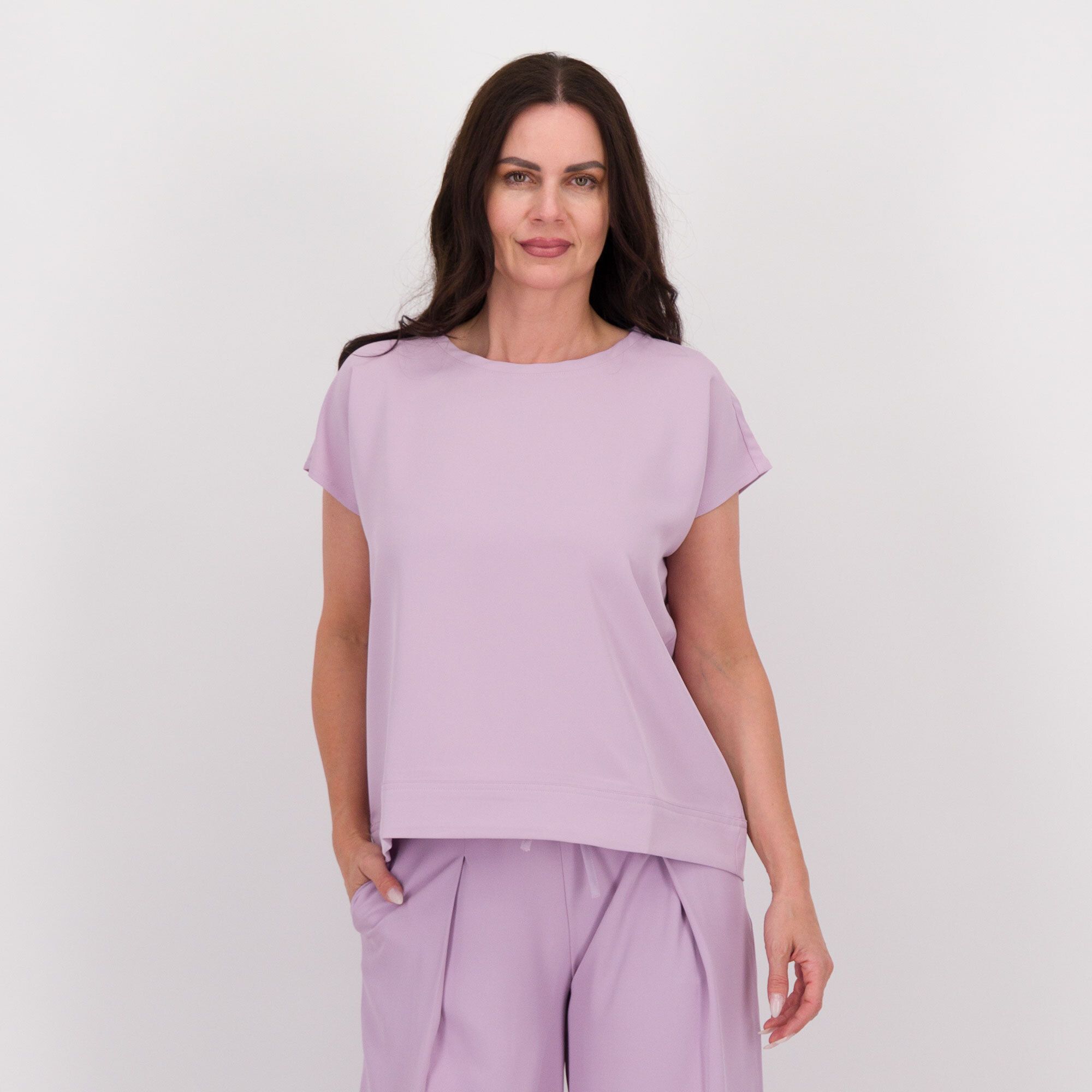 QVC Wynne Layers Maglia smanicata con scollo tondo