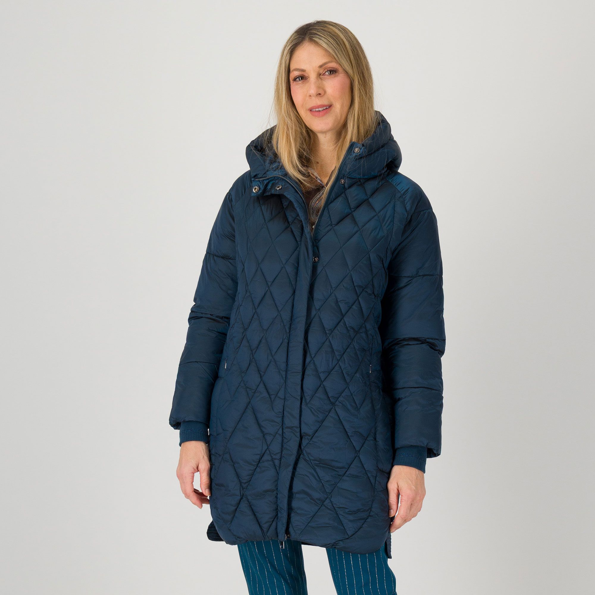 Neropale
Piumino
con trapuntatura
a rombi