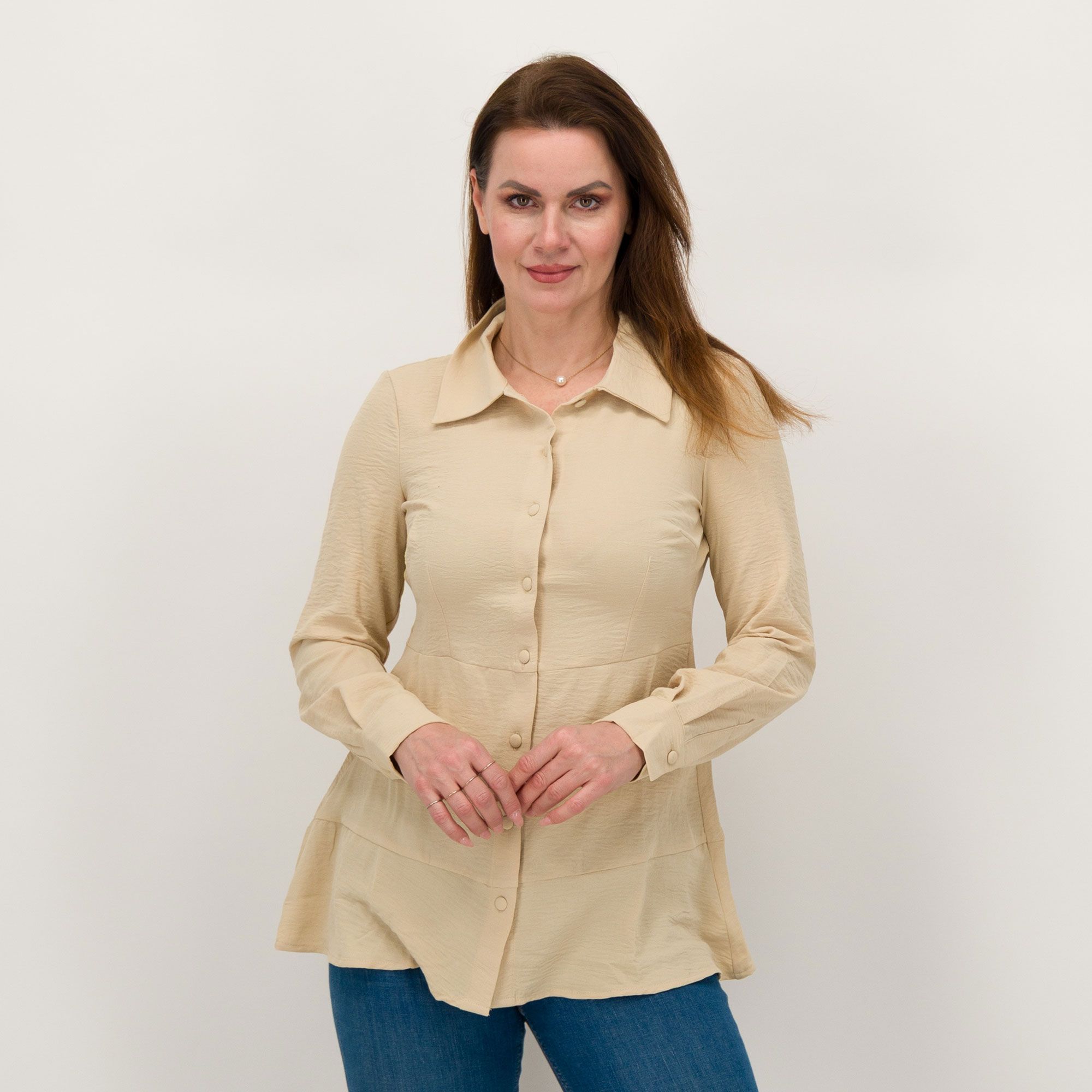 Nina Leonard
Camicia in tessuto
texturizzato a
maniche lunghe