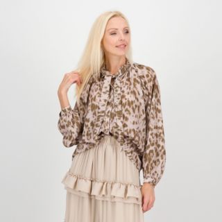 Palazzo Moda
Camicia con collo
alla coreana