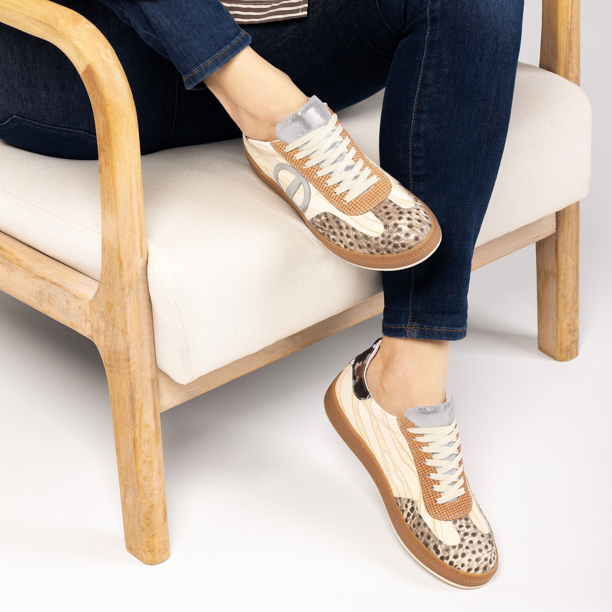 Ebarrito
Sneaker
in pelle patchwork