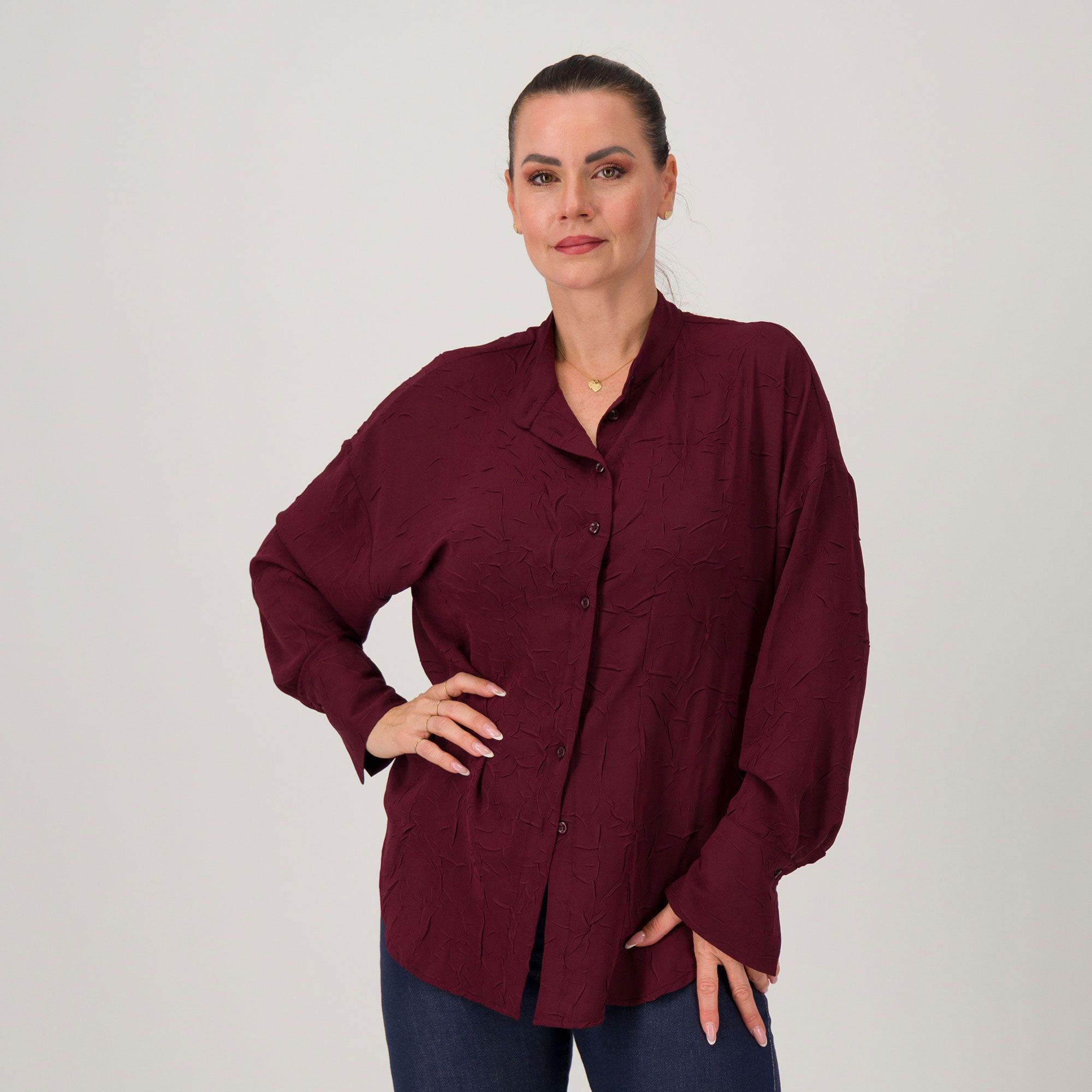 Caterina Lancini
Camicia in tessuto
stropicciato a manica
lunga