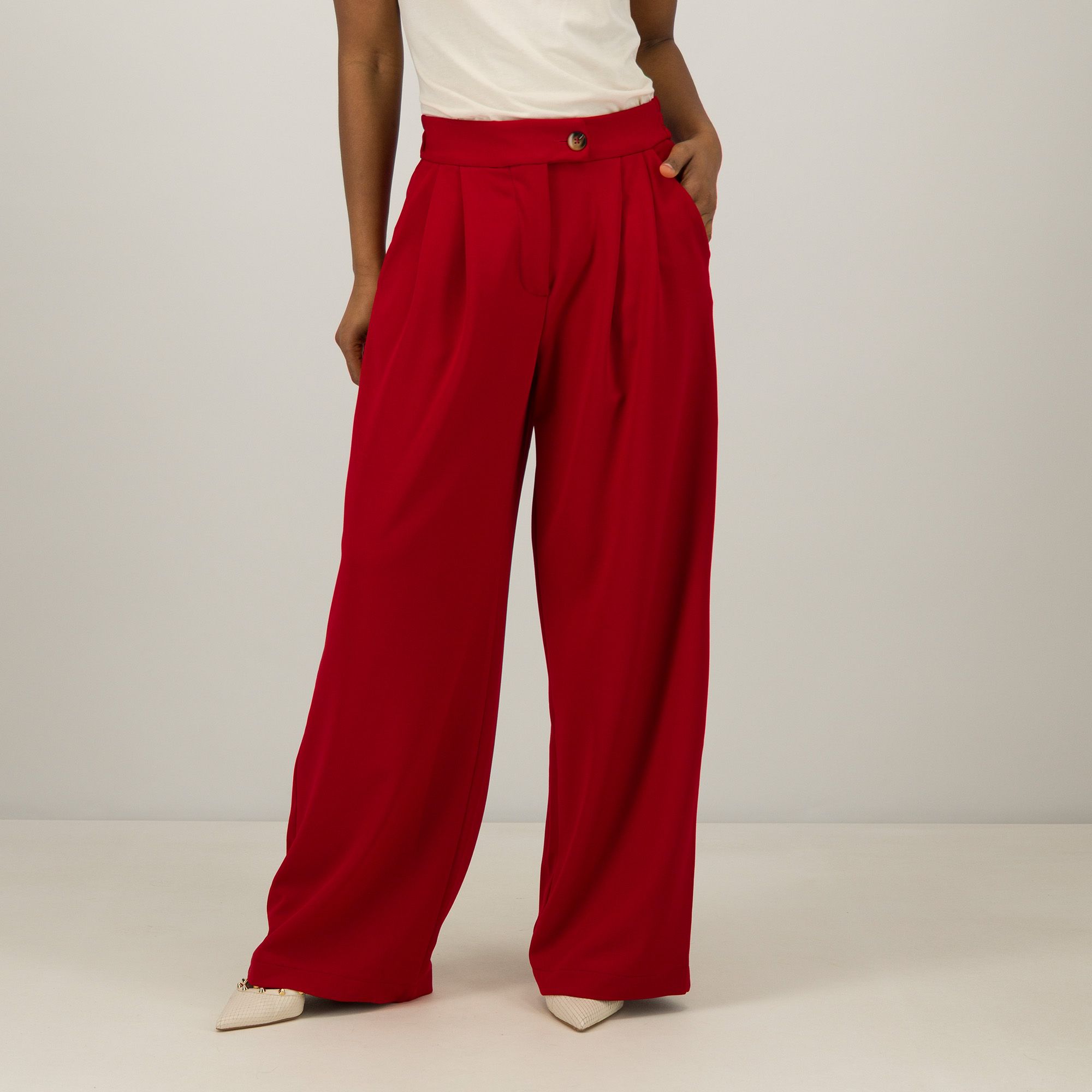 James Lakeland
Pantaloni ampi
con elastico