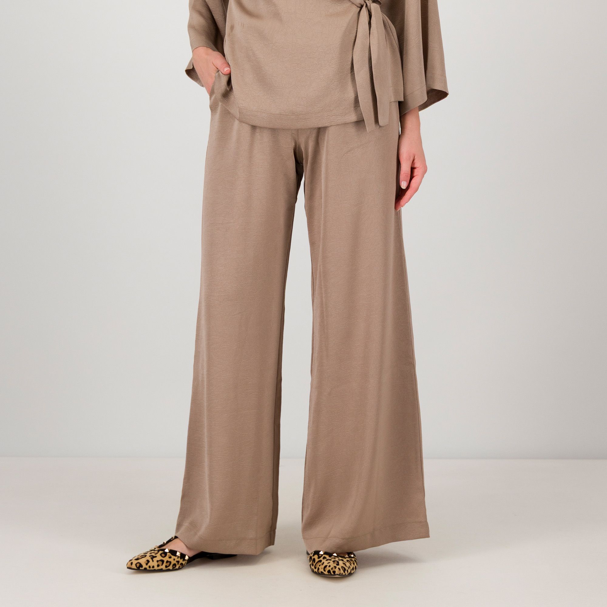 Caterina Lancini
Pantaloni palazzo
con elastico