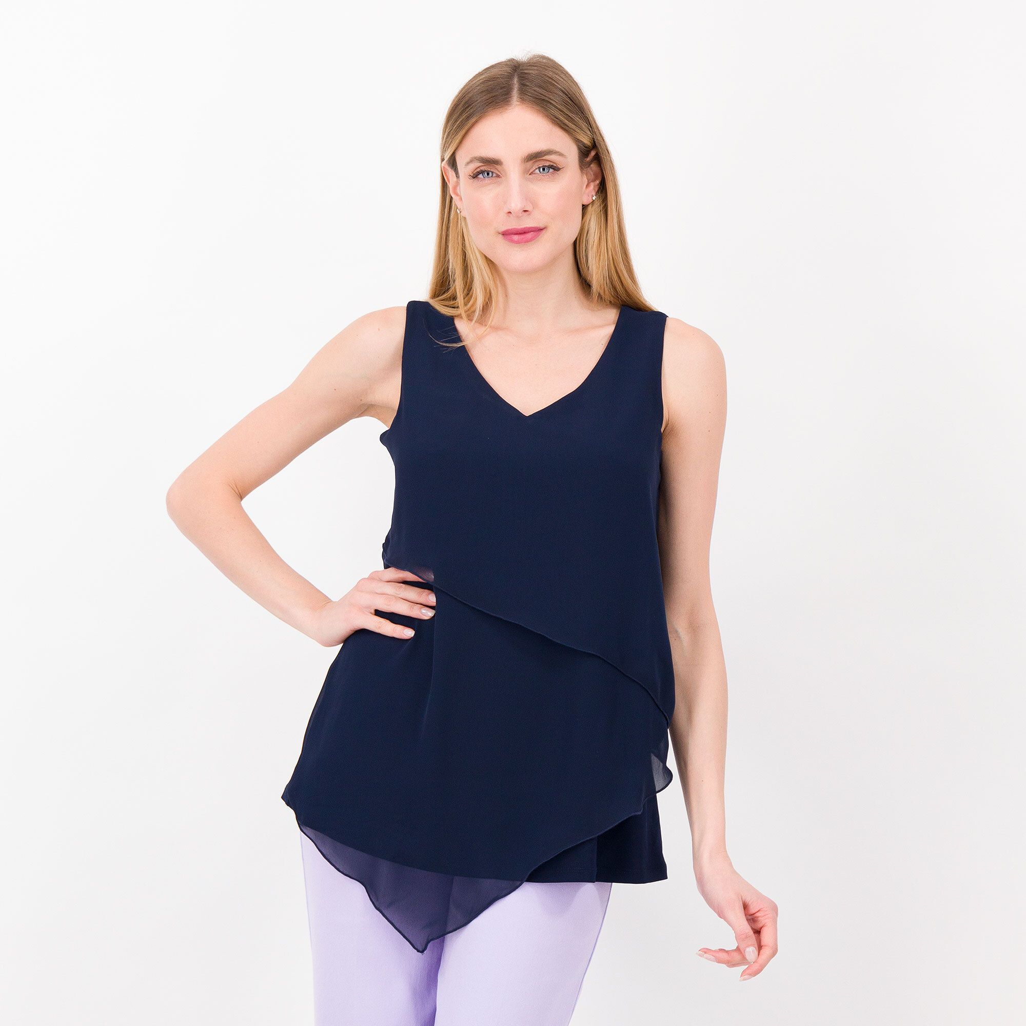 Image of Nina Leonard Blusa smanicata con pannelli sovrapposti061