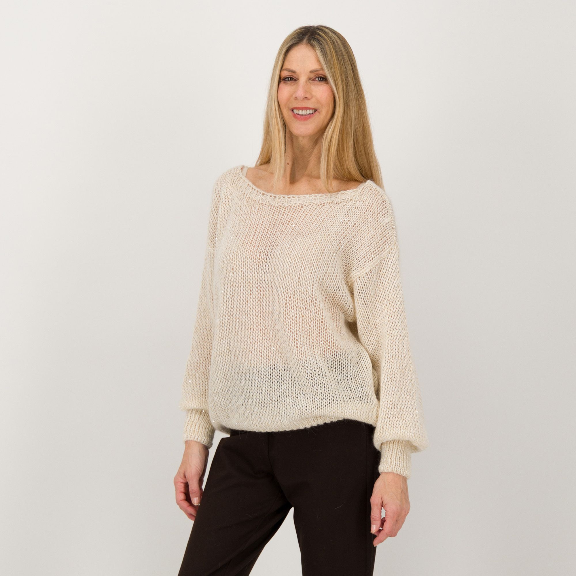 Enjoy Tricot
Maglia over
in filato con lana
e paillettes