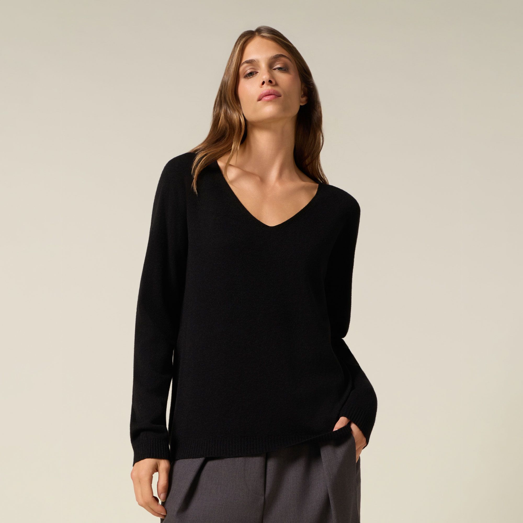 Oltre
Maglione
con scollo a V