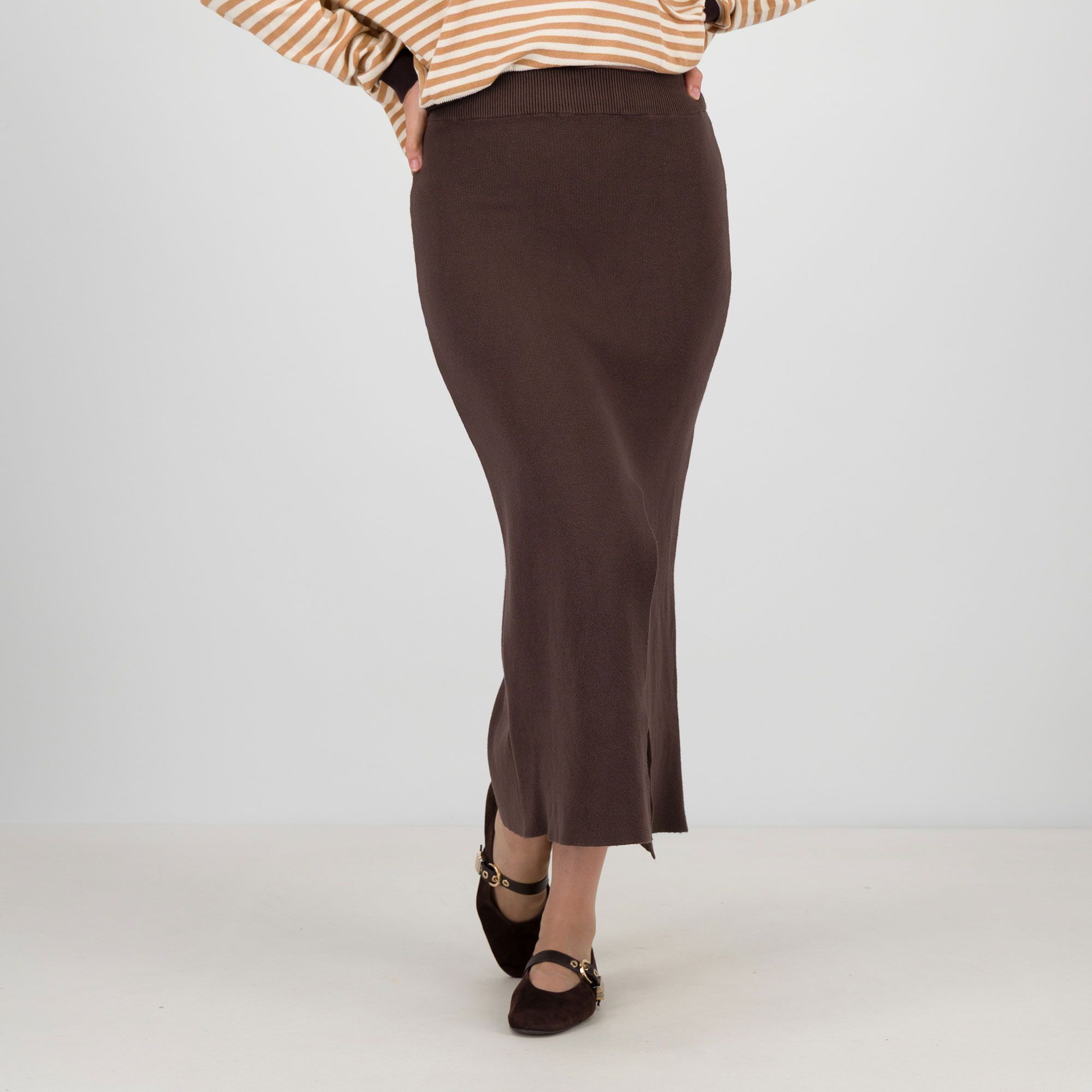 Enjoy Tricot
Gonna lunga
misto viscosa con
spacco