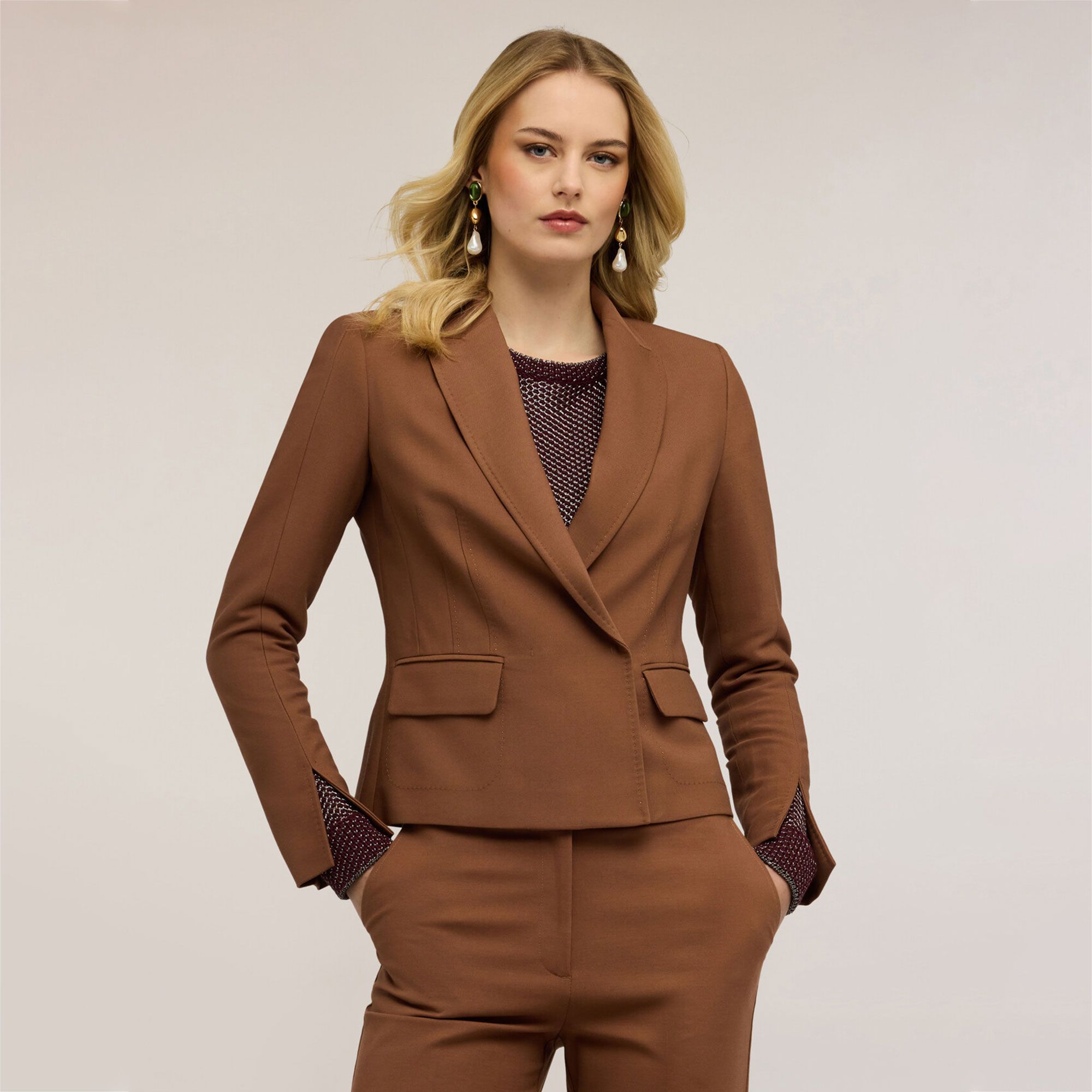 Motivi
Blazer monopetto
a maniche lunghe