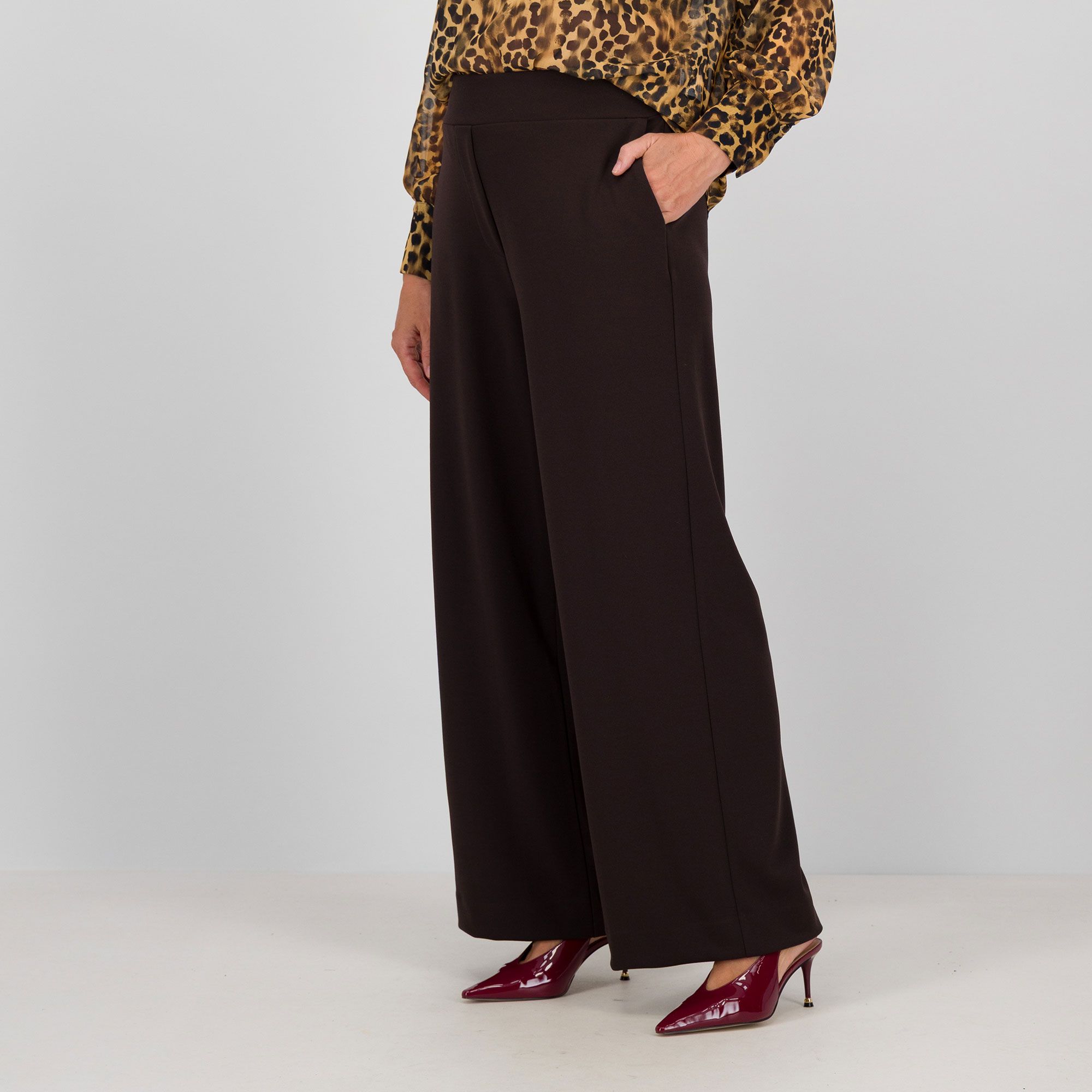 Caterina Lancini
Pantaloni lunghi
con elastico anche
Petite