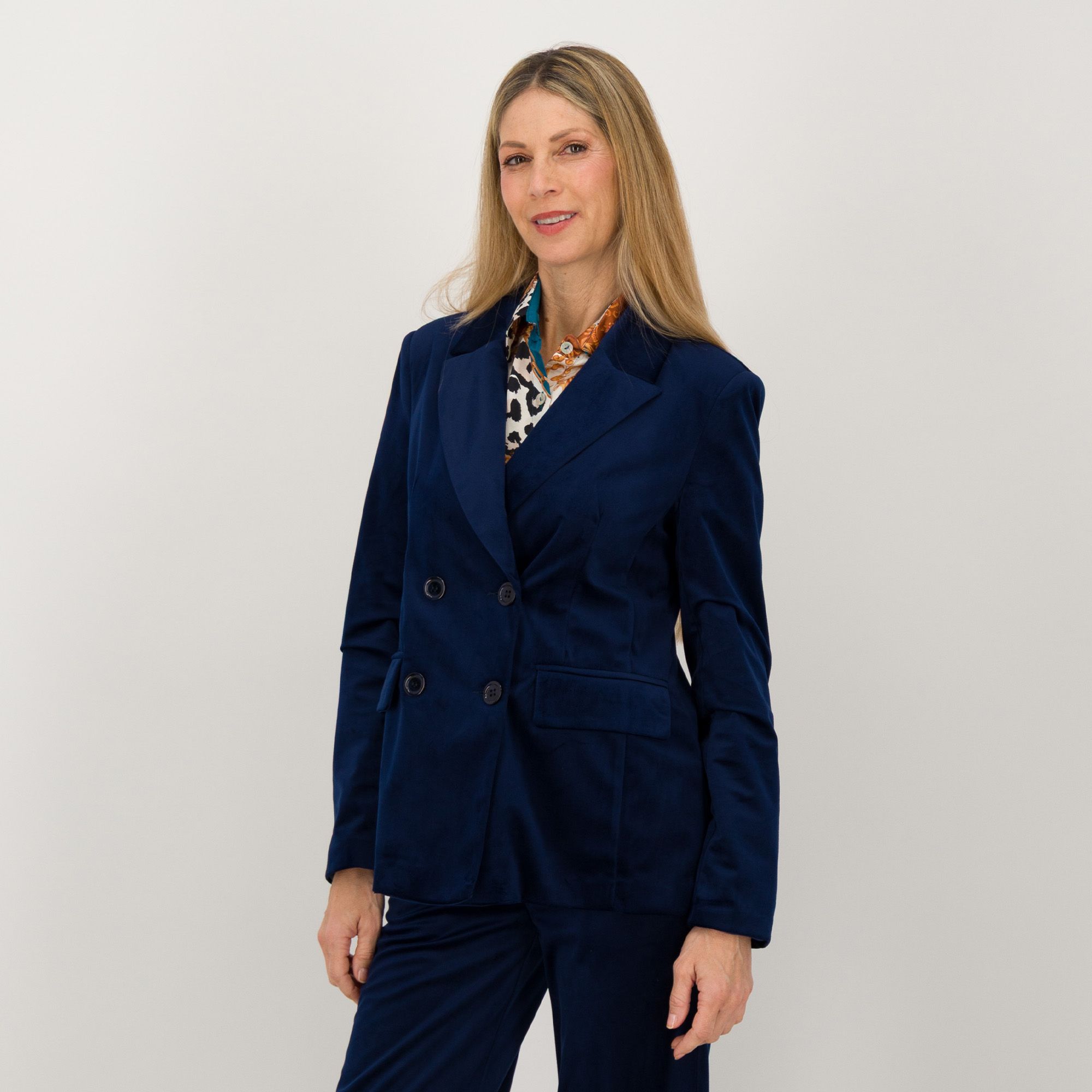 Angela Mele Milano
Giacca blazer
doppiopetto
in velluto