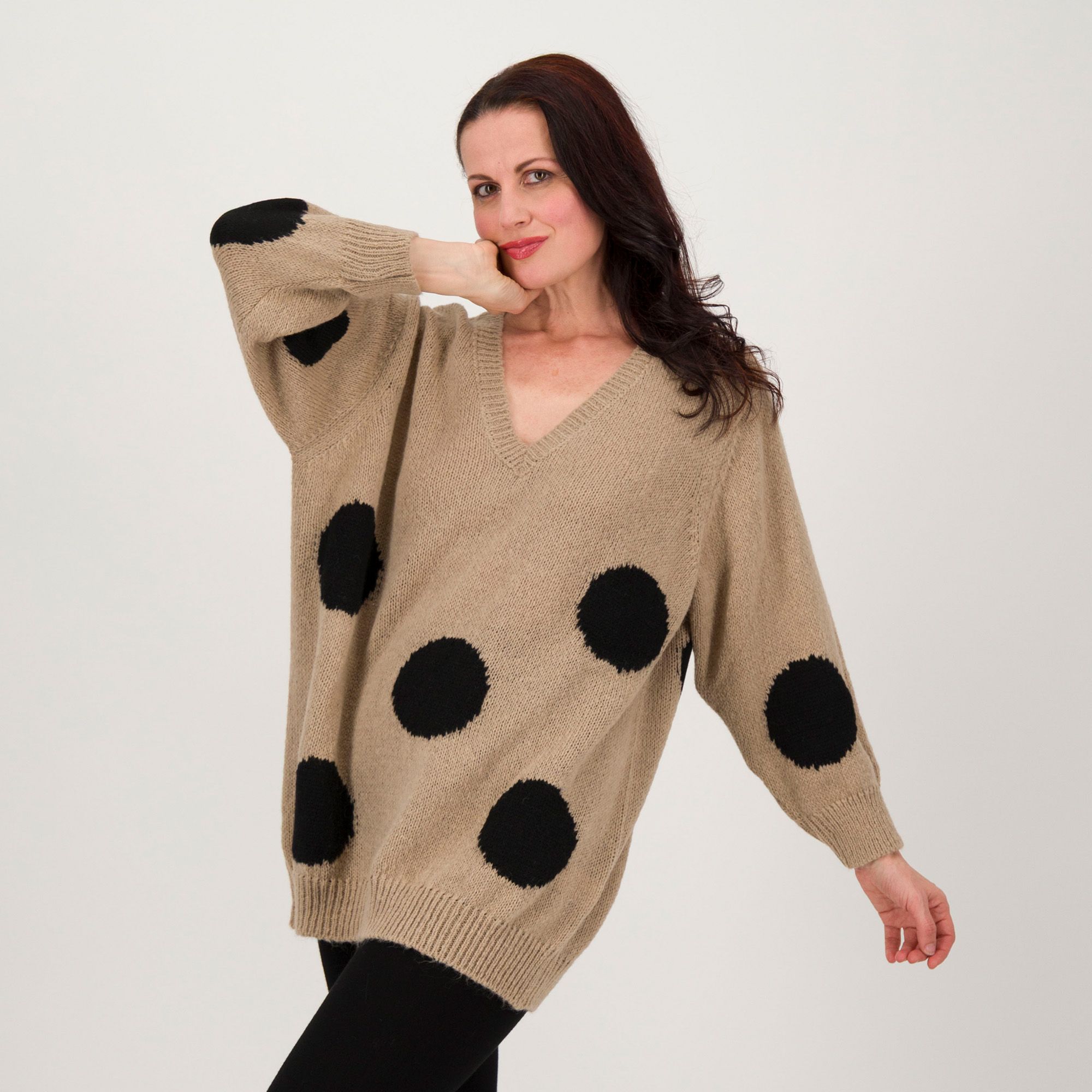 Enjoy Tricot
Maglione over
scollo a V
con lana