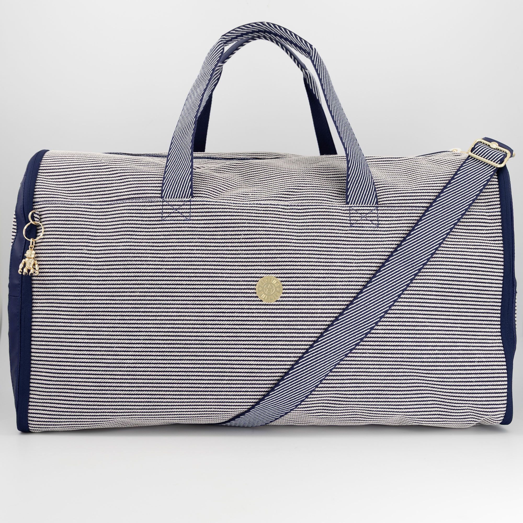Kipling
Borsone Weekend
con due manici e
tracolla regolabile