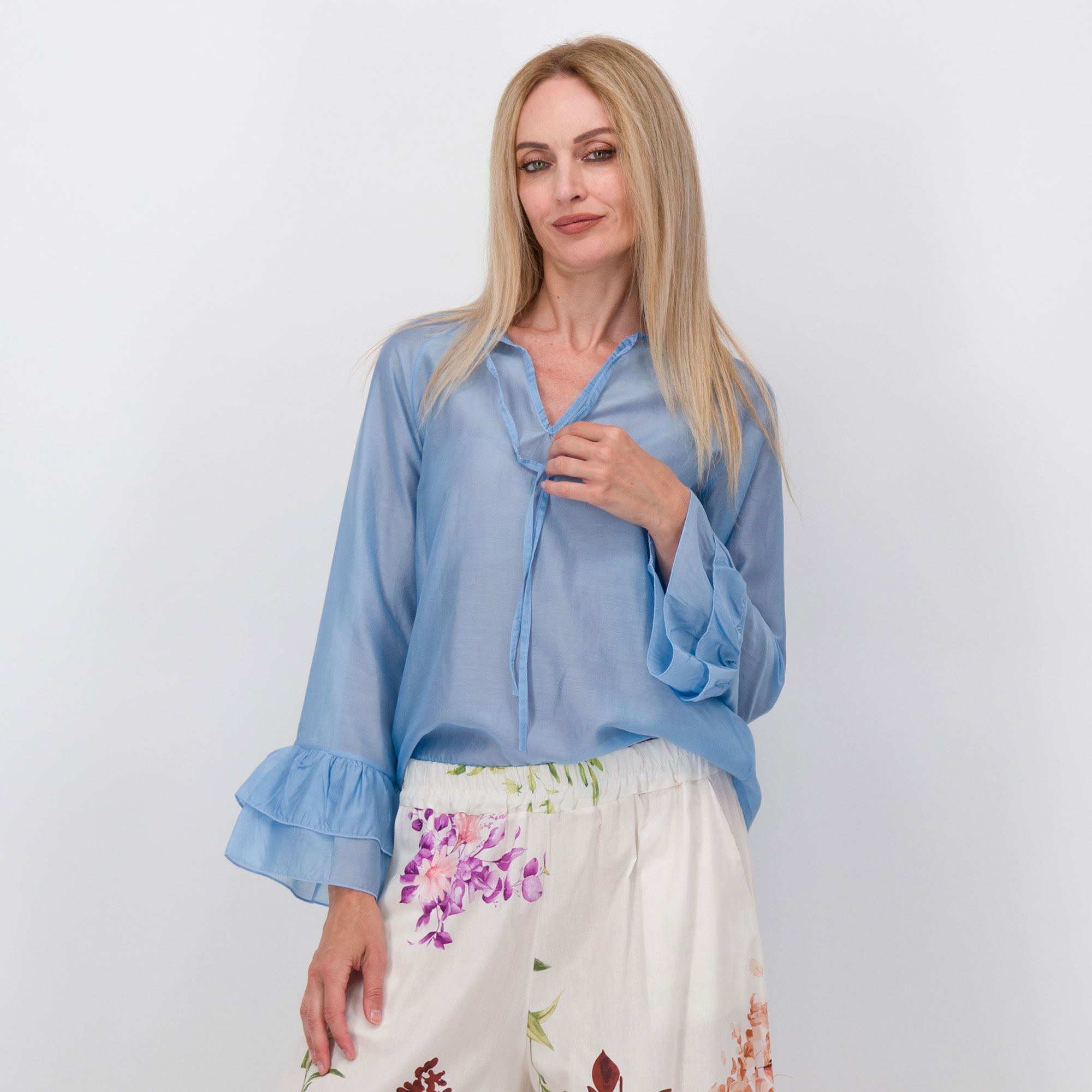 EVA Franco Ciambella
Blusa a manica lunga
in misto lyocell
con rouches