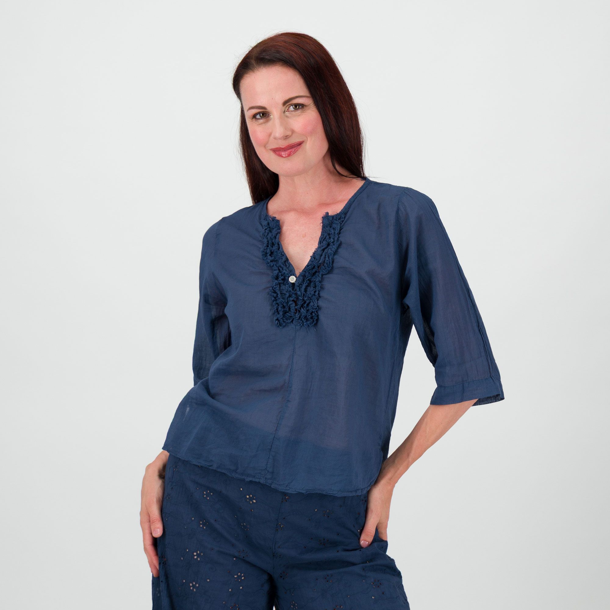 EVA Franco Ciambella
Blusa in cotone
con manica a 3/4 
e rouches
