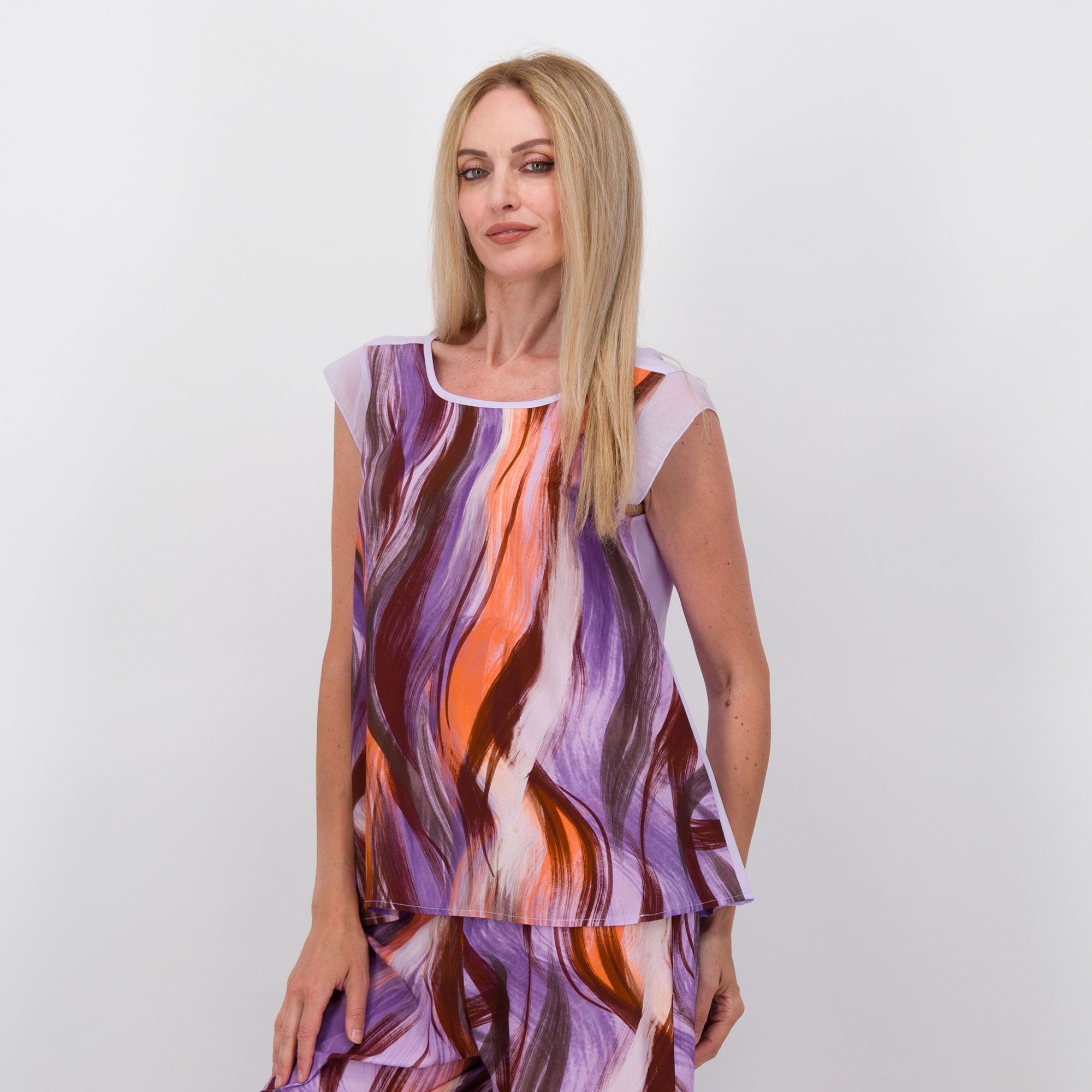  Bianca Della Torre
Blusa in mussola
di viscosa fantasia