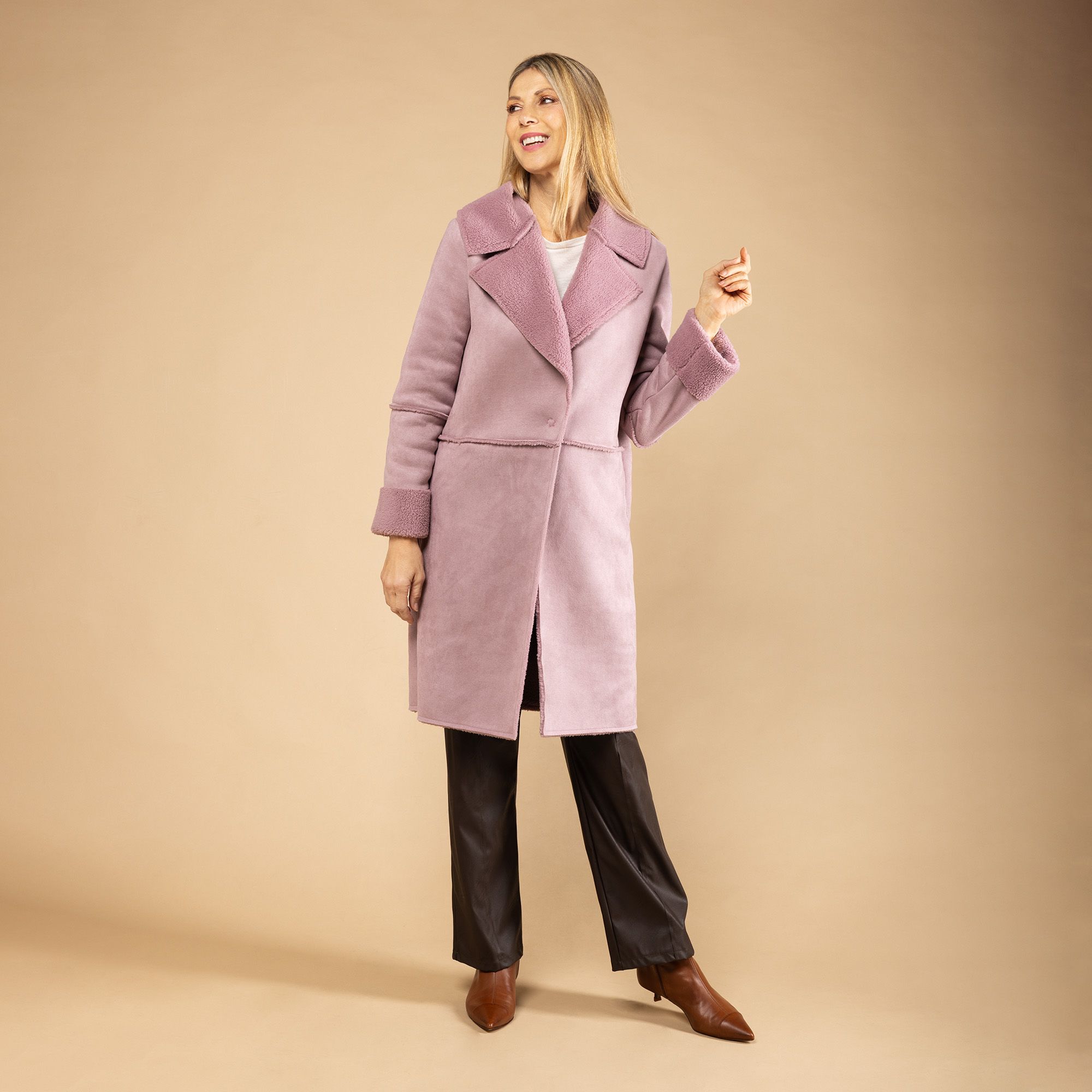 Bianca Della Torre
Cappotto
con peluche