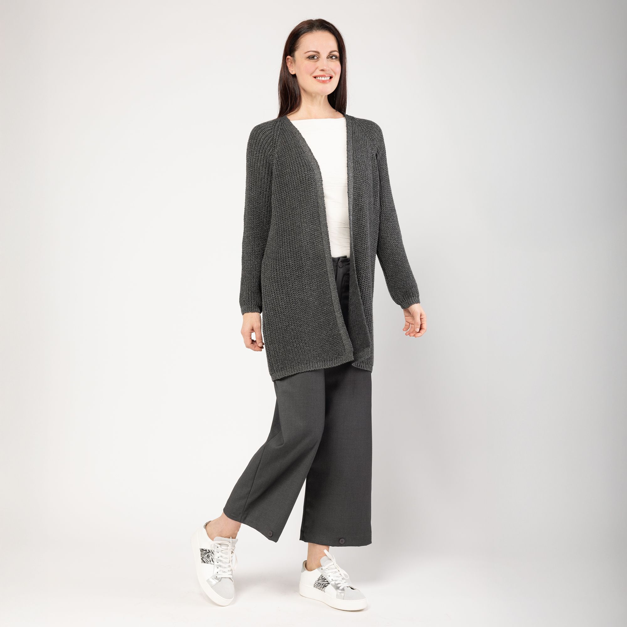 Enjoy Tricot
Cardigan lungo
con lamé e bordi
in costina