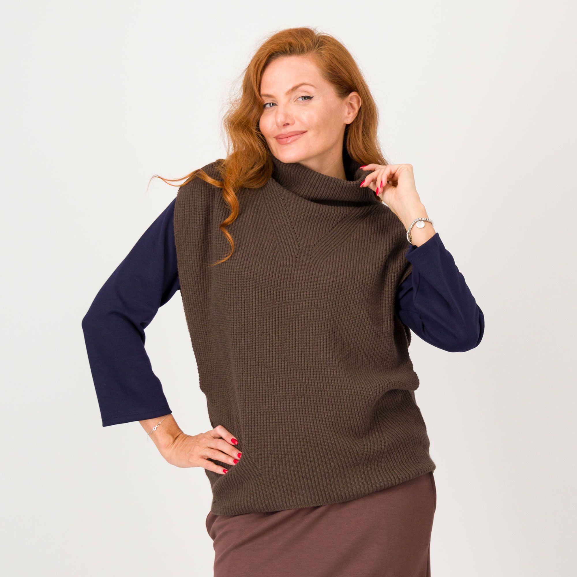 ENJOY TRICOT
Gilet a lupetto
in maglia