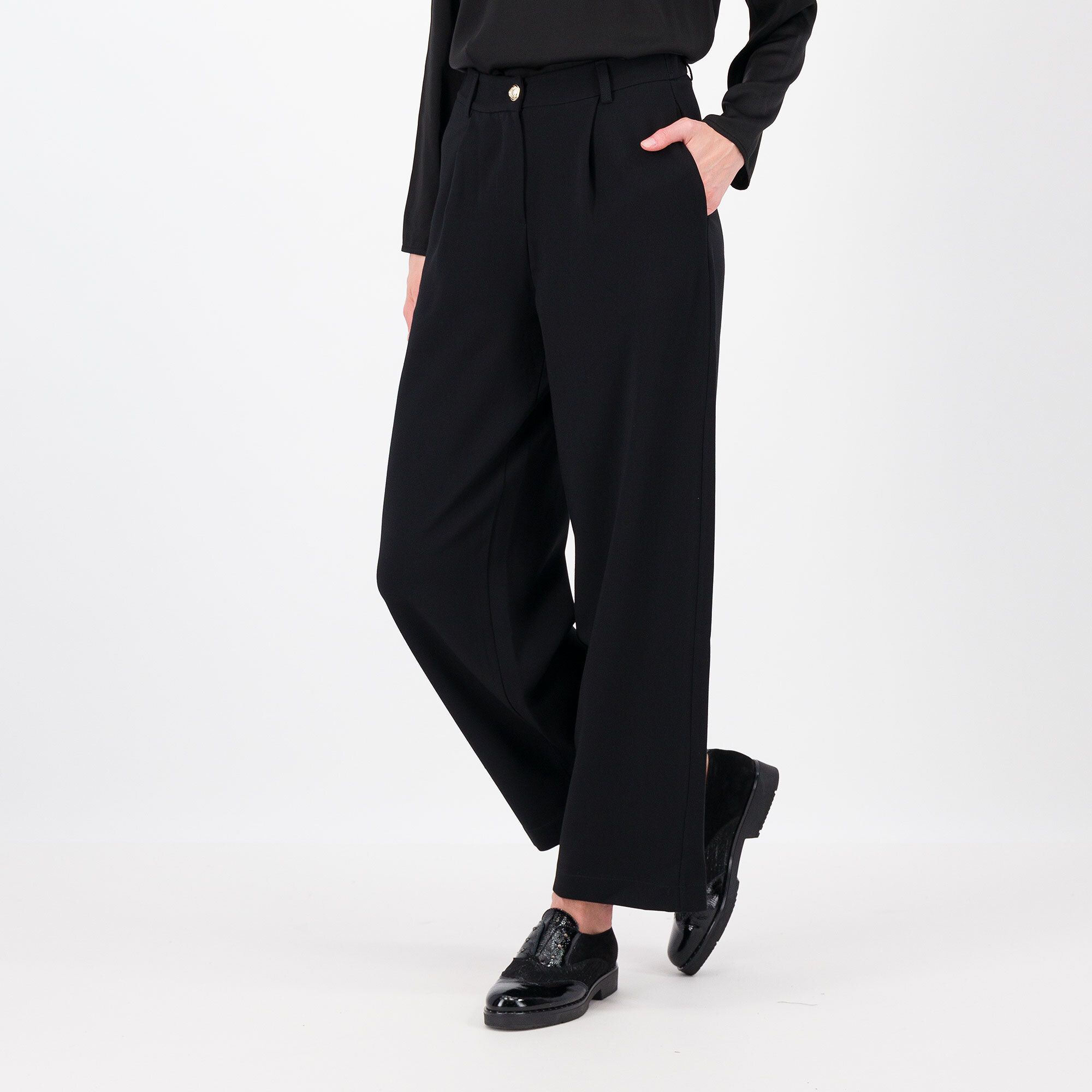 Image of Mood Atelier Pantaloni ampi in cady con pieghe061