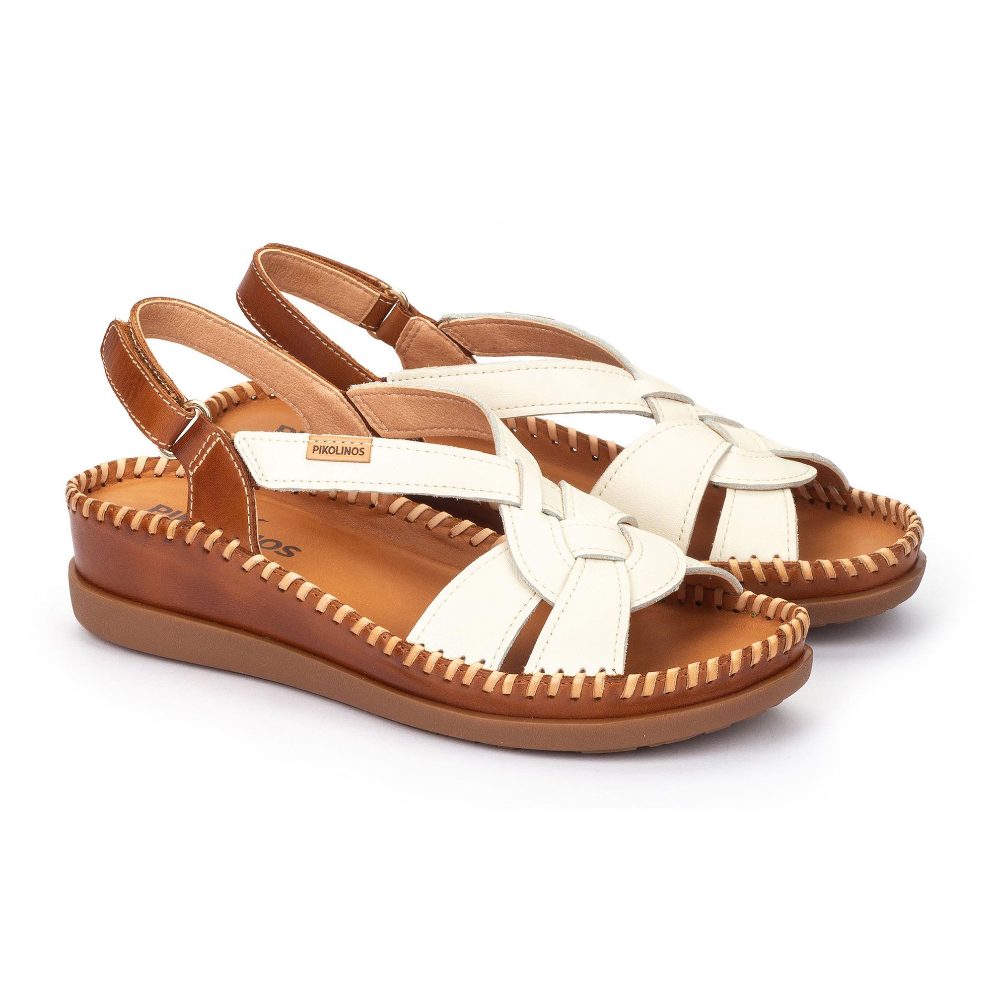 Pikolinos
Sandali in pelle
con cinturino alla
caviglia e suola 4 cm