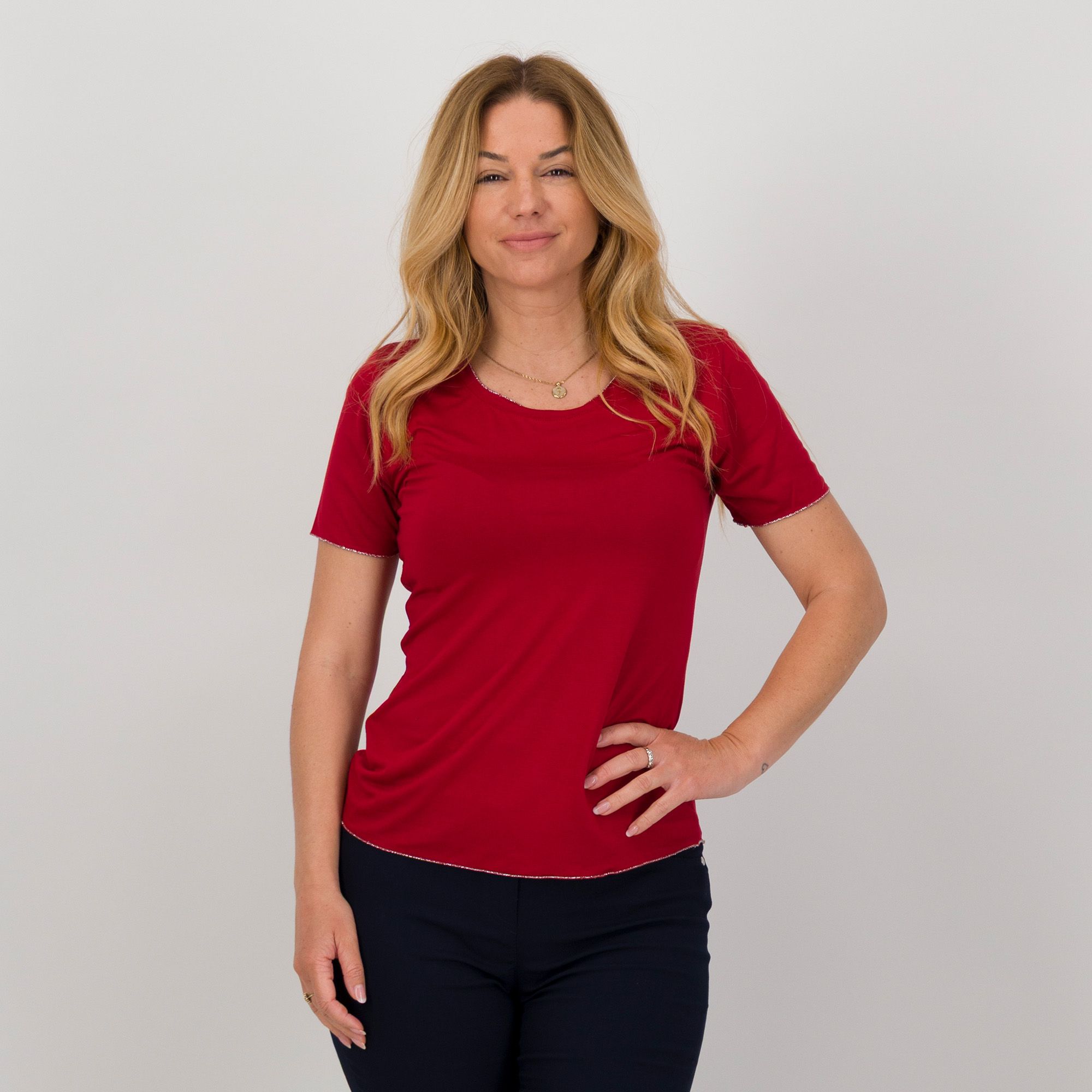 James Lakeland
T-shirt a maniche
corte con scollo
tondo