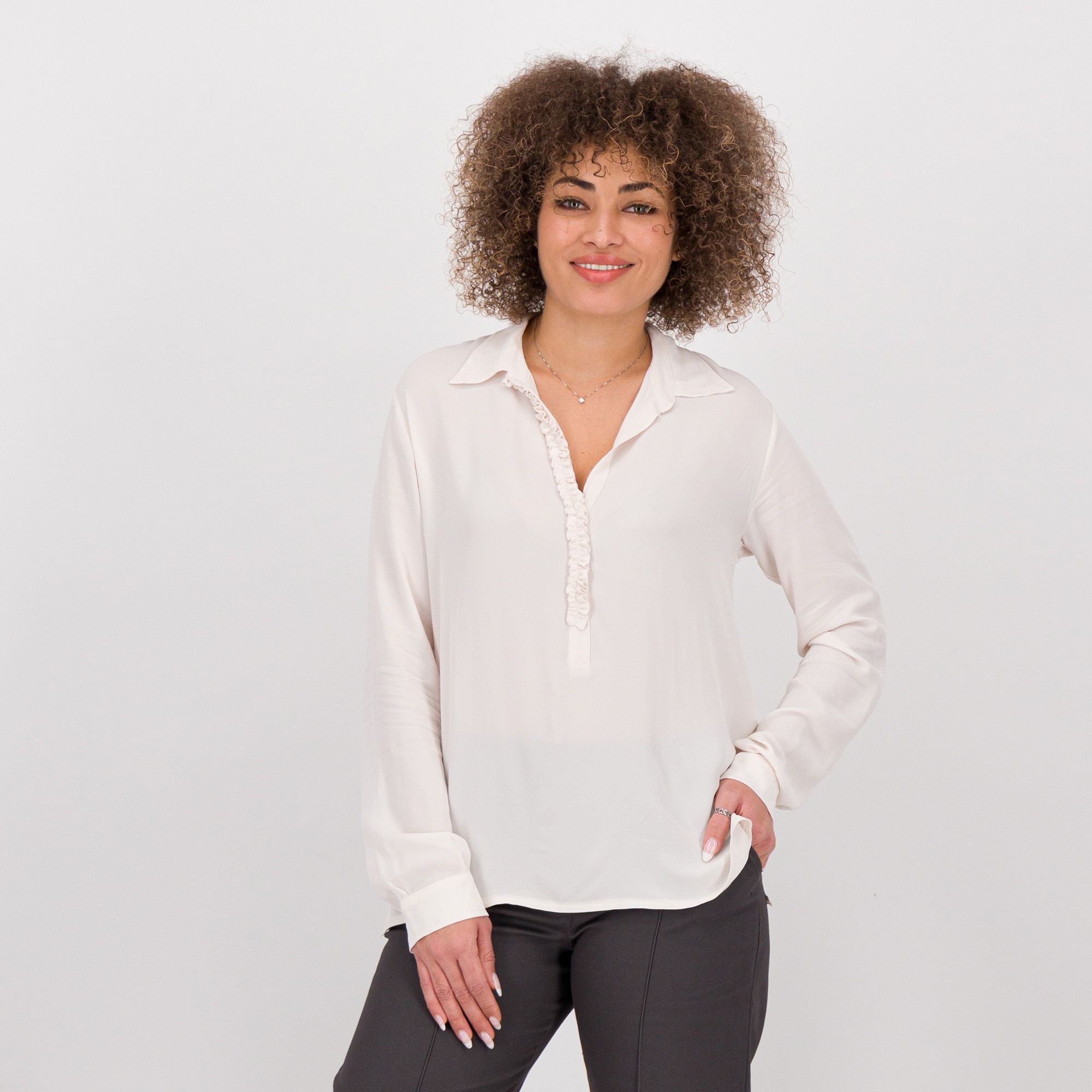 Image of M’ama Blusa con collo a camicia e manica lunga061