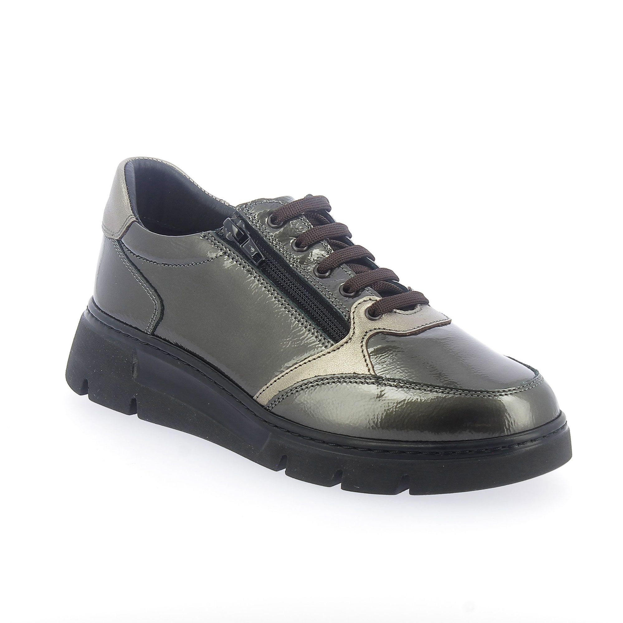 Sanagens
Sneaker in
pelle liscia con
suola 3,5 cm