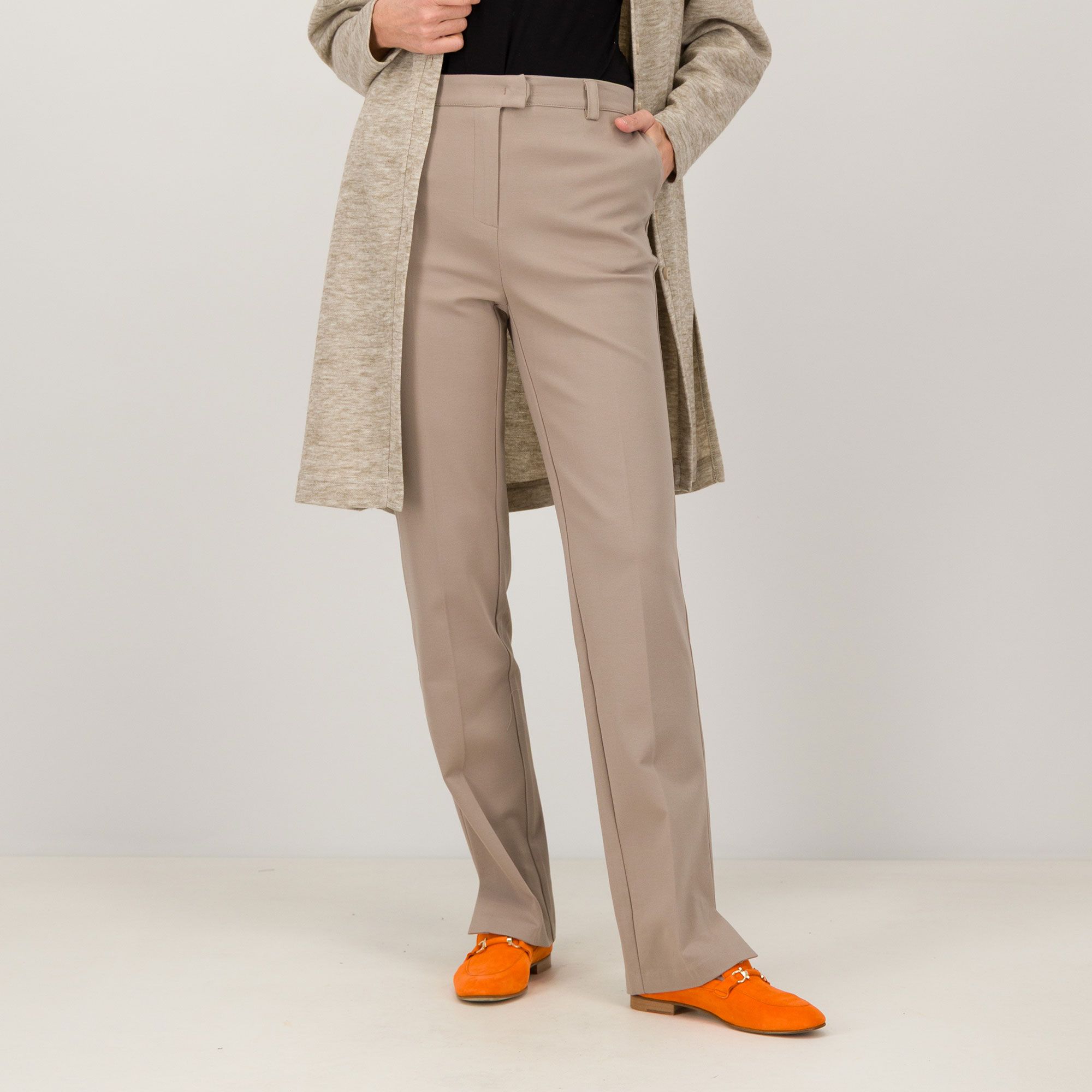 Caterina Lancini
Pantaloni a sigaretta
con elastico
anche Petite