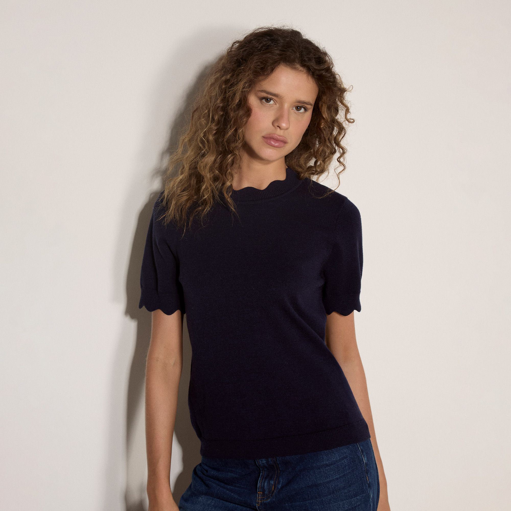 Apricot
T-shirt con scollo
smerlato a
maniche corte