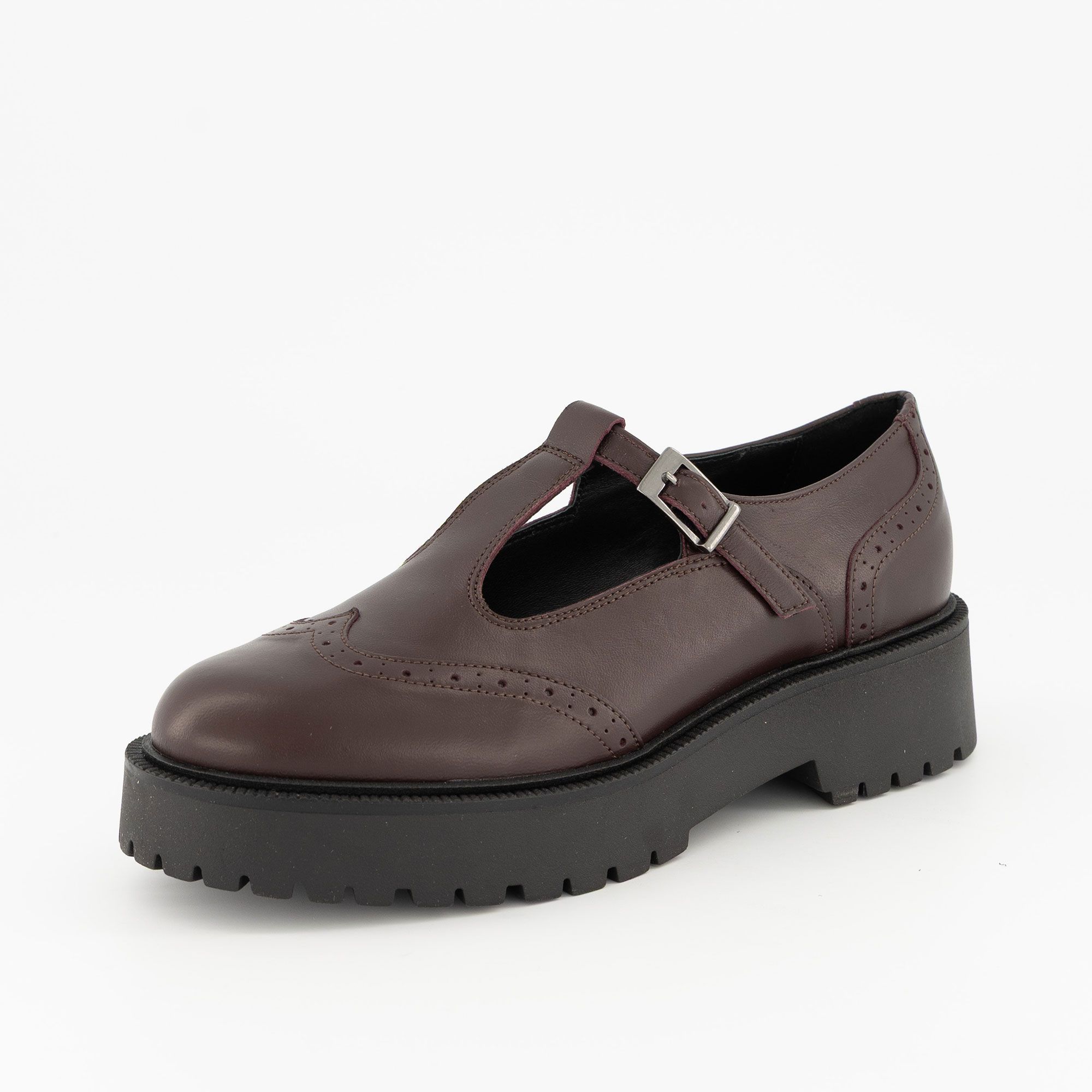 Le Serpentini
Scarpe in pelle
con chiusura t-bar
e tacco 4 cm