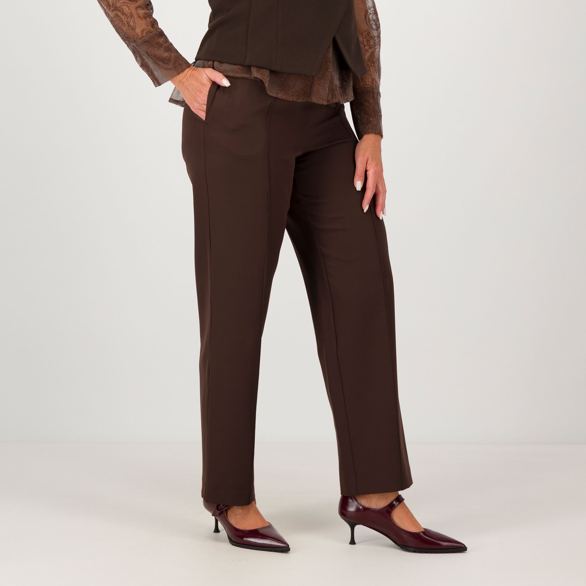 Caterina Lancini
Pantaloni in tessuto
b-stretch con
elastico