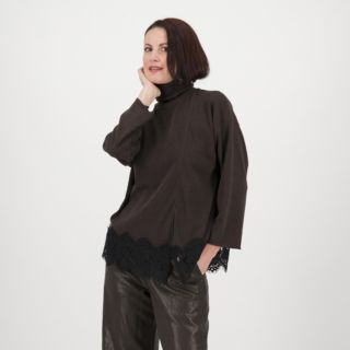 Bianca Della Torre
Maglia dolcevita
in jersey con
pizzo al fondo