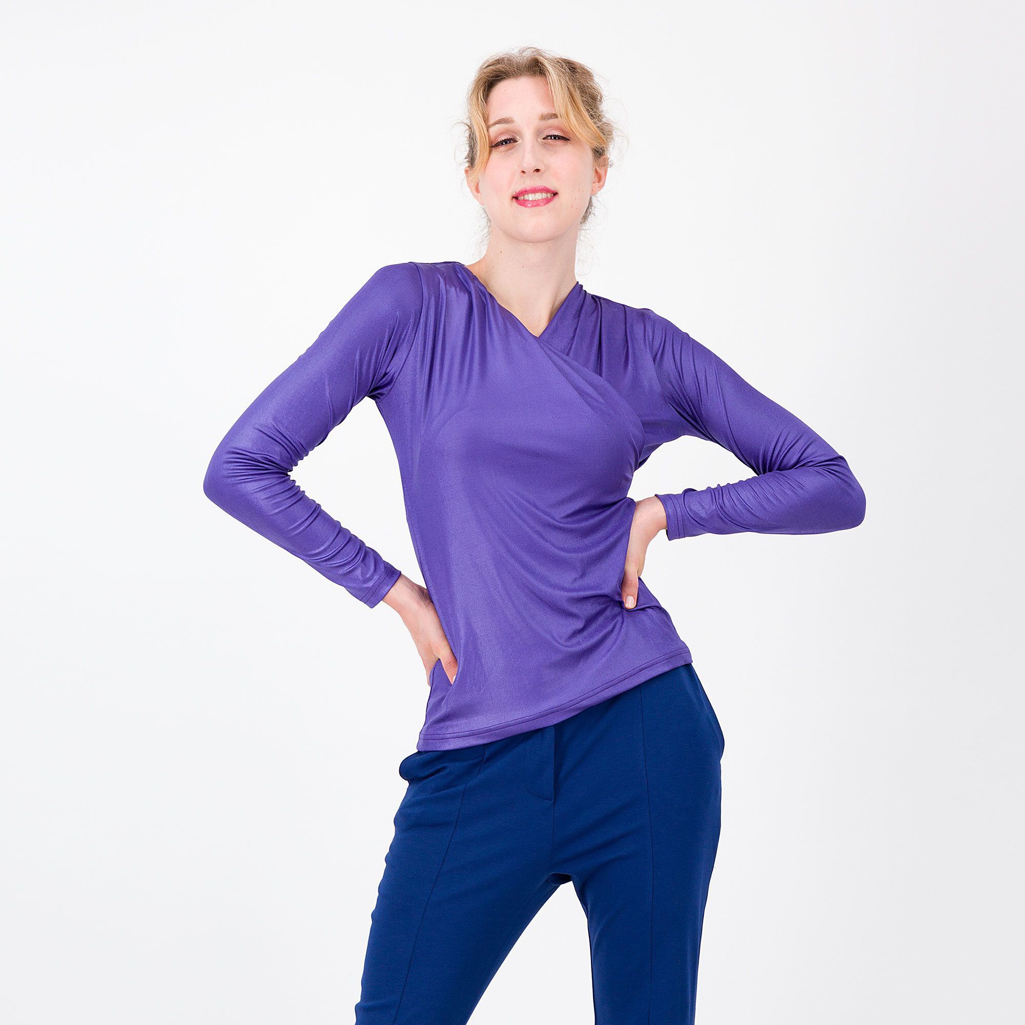 QVC Caterina Lancini Blusa con incrocio in jersey spalmato Scollo a V Made in Italy