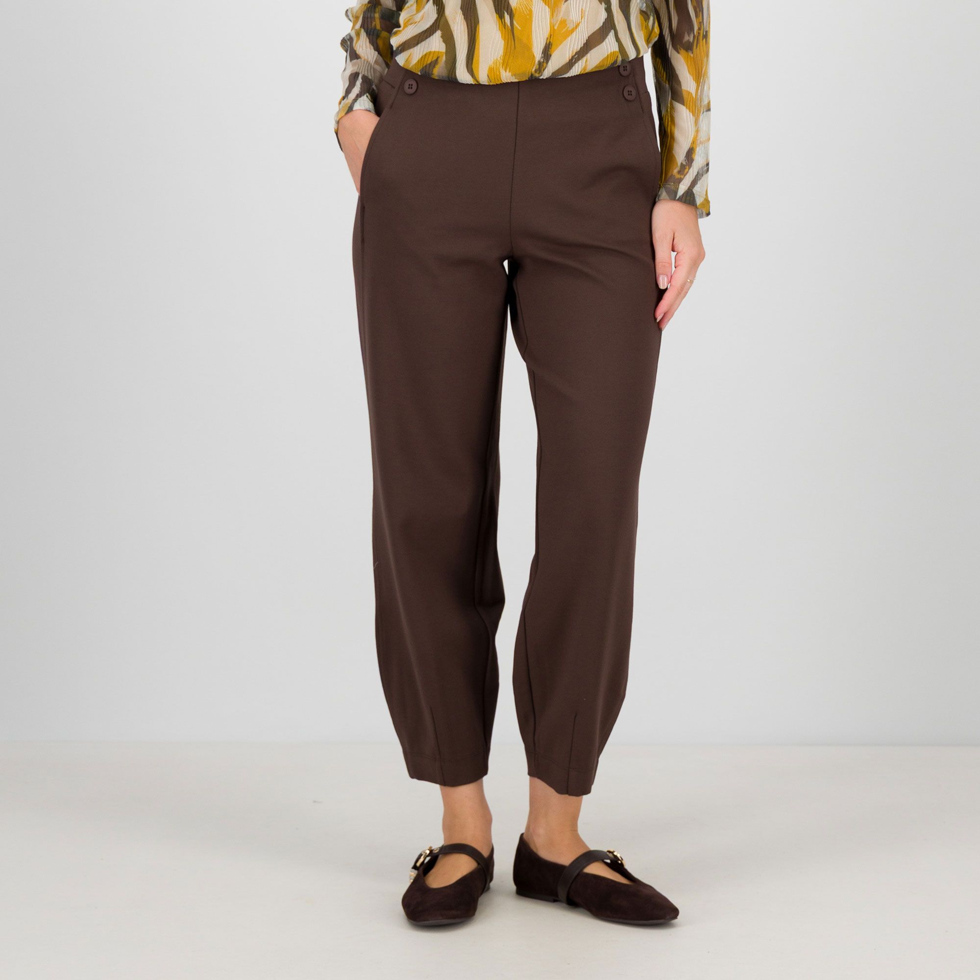 Wynne Layers
Pantaloni balloon in
punto Milano con
elastico