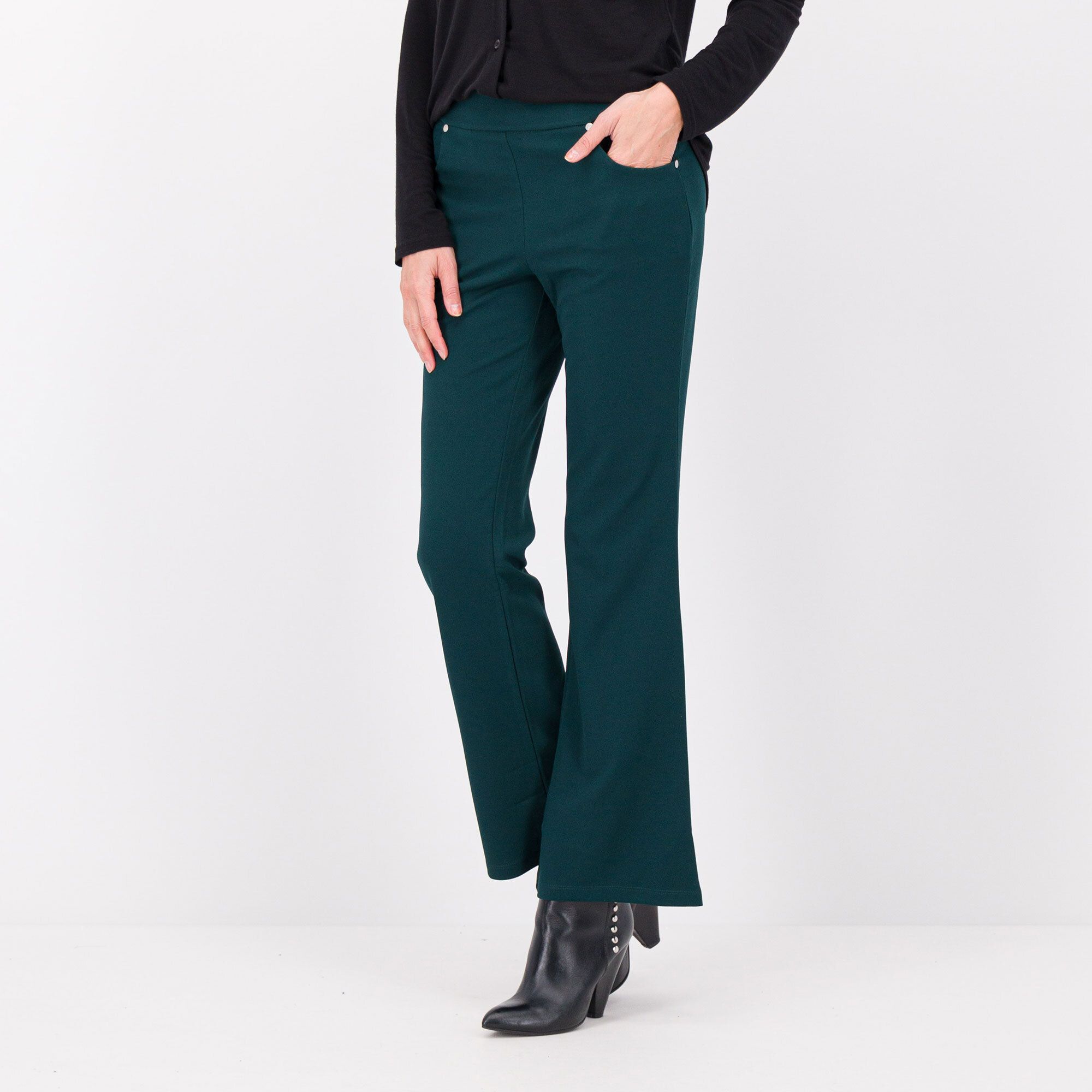 Image of Nina Leonard Pantaloni bootcut in crépe stretch anche Petite061