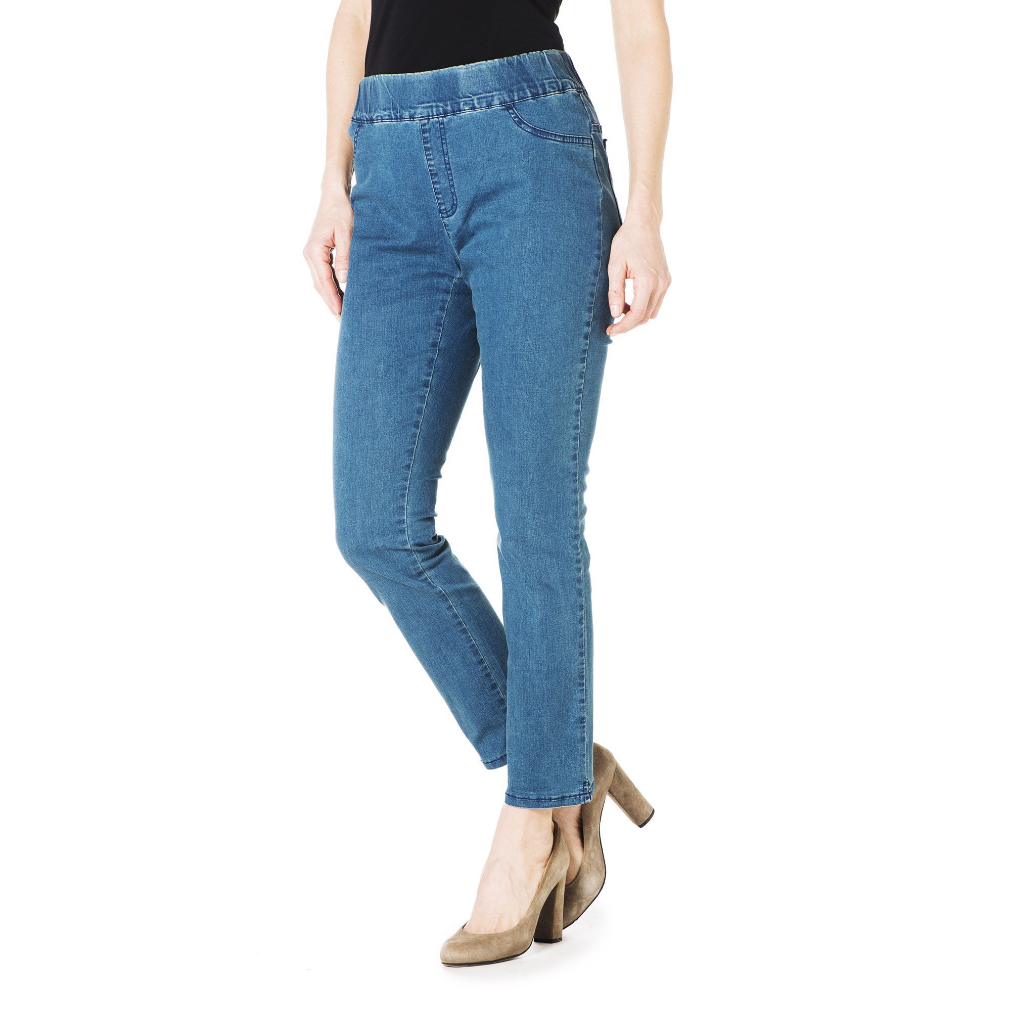 Nina Leonard
Jeans super stretch 
con tasche
applicate dietro
Spacchetti al fondo
