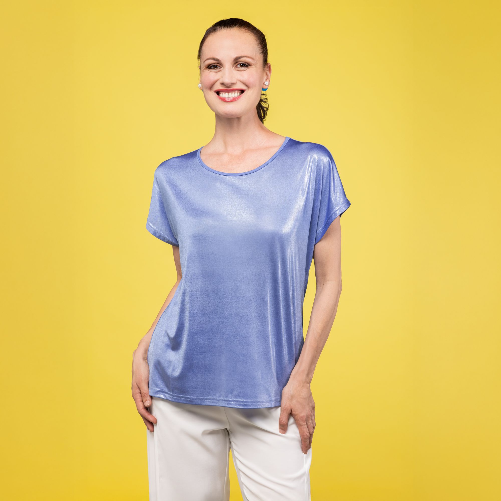 Bianca Della Torre
T-shirt in jersey
con maniche
a kimono