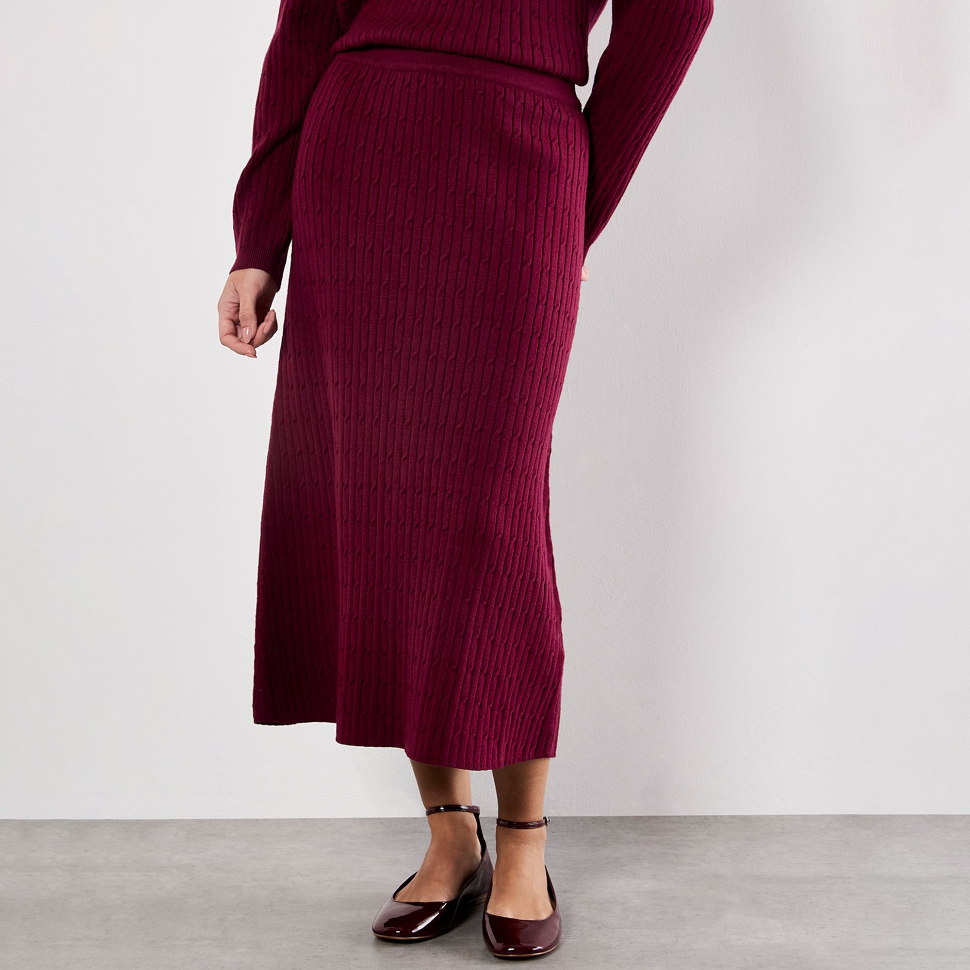 Apricot
Gonna midi
a trapezio in maglia