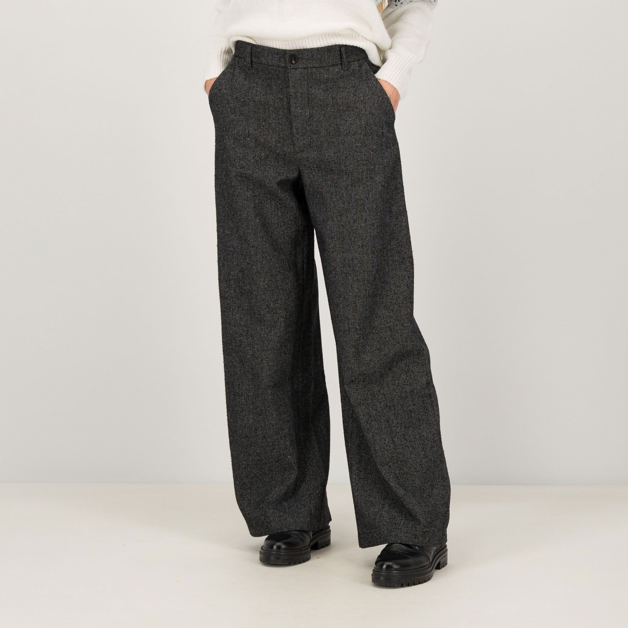 Risskio
Pantaloni in tweed
leggero