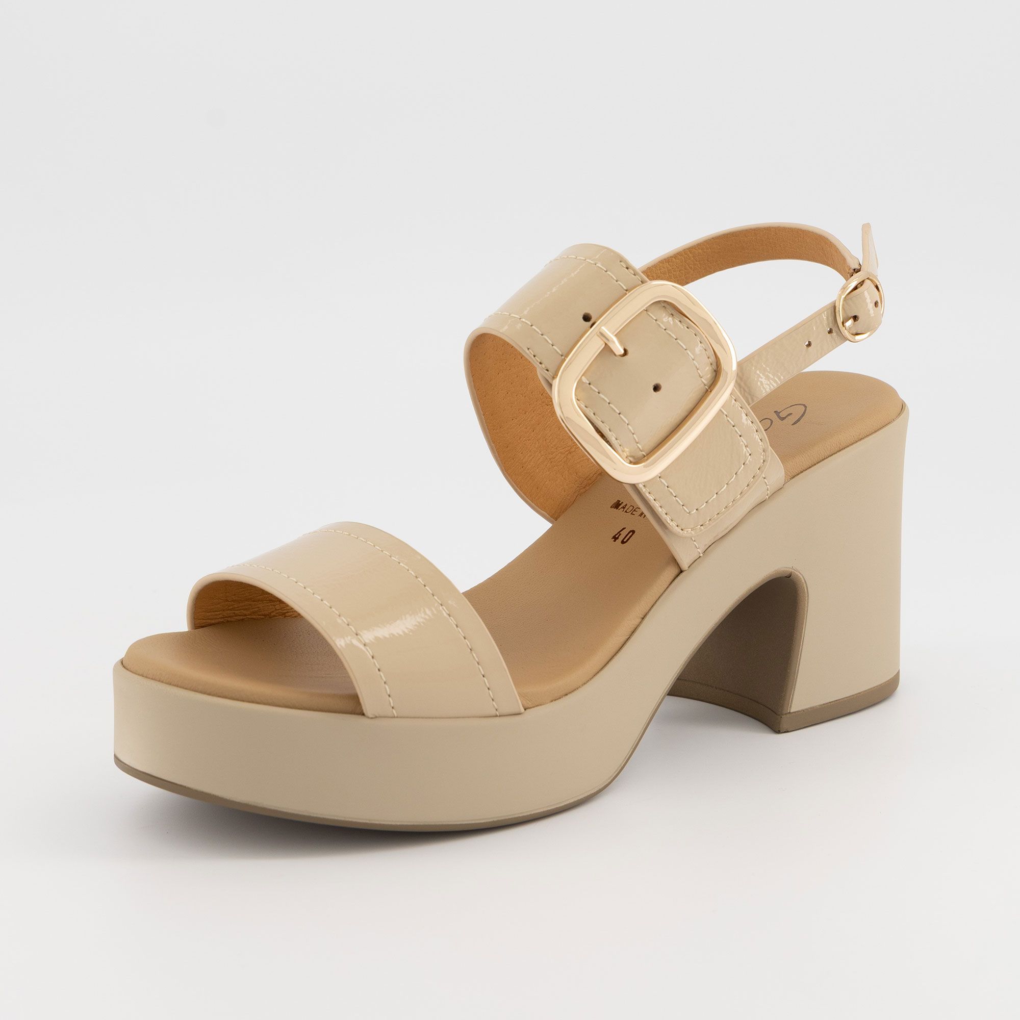 Galieti
Sandali in pelle
naplak con cinturino
e tacco 9 cm