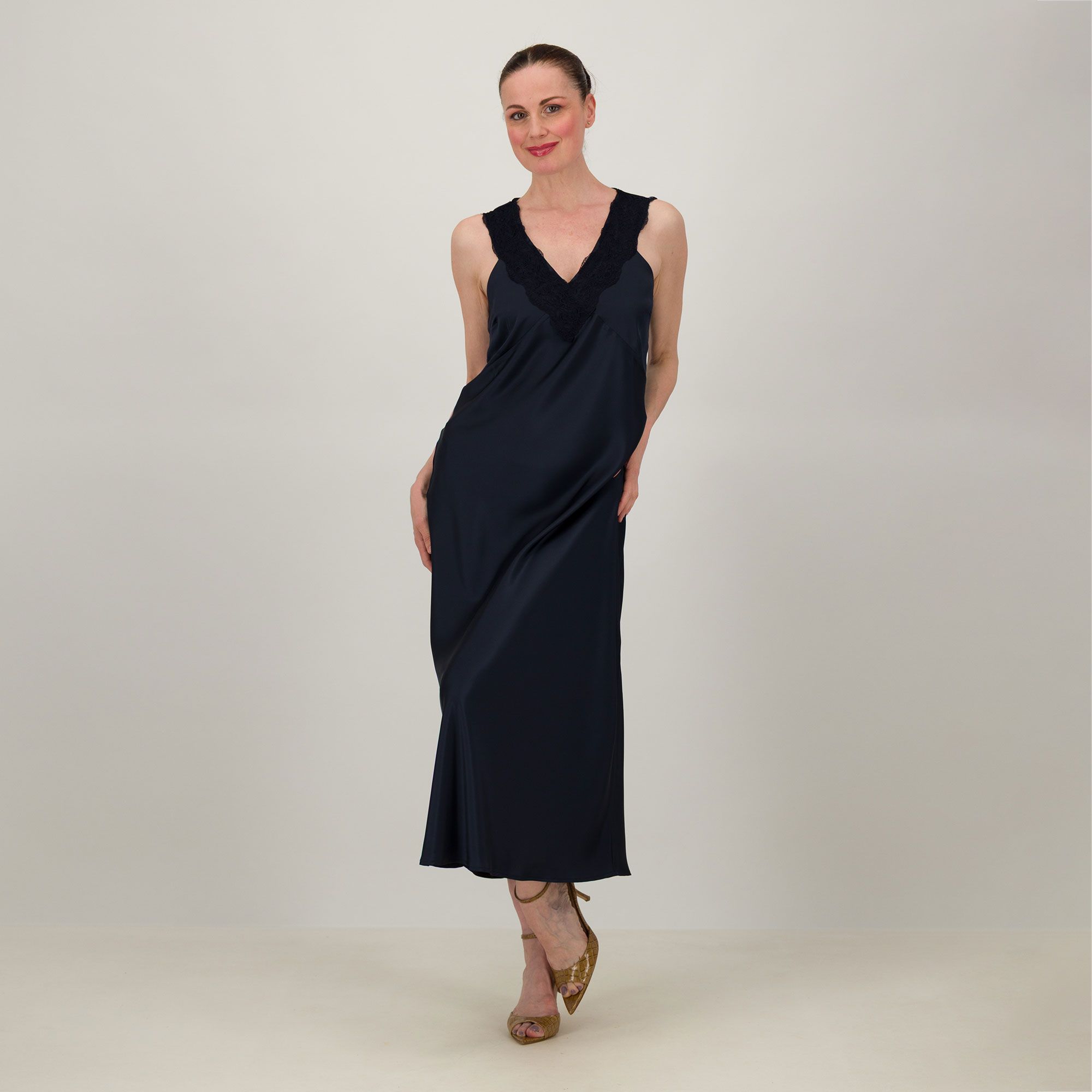 Caterina Lancini
Abito lungo
in raso
smanicato