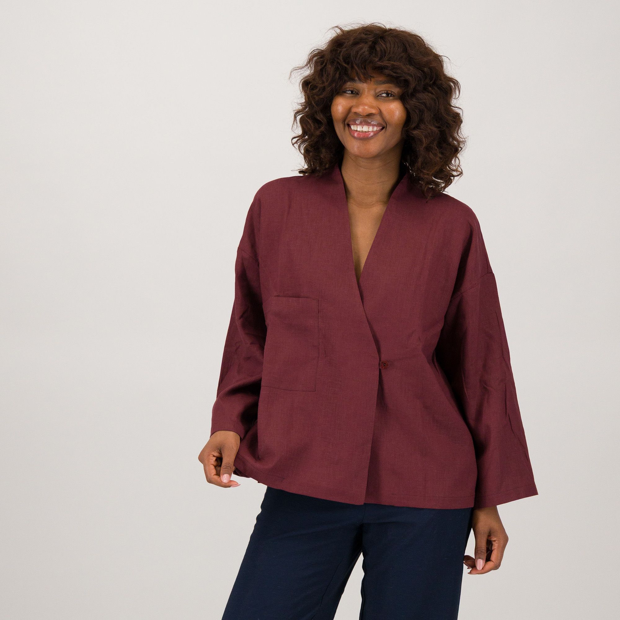 M’ama
Giacca con scollo
a V a maniche
lunghe