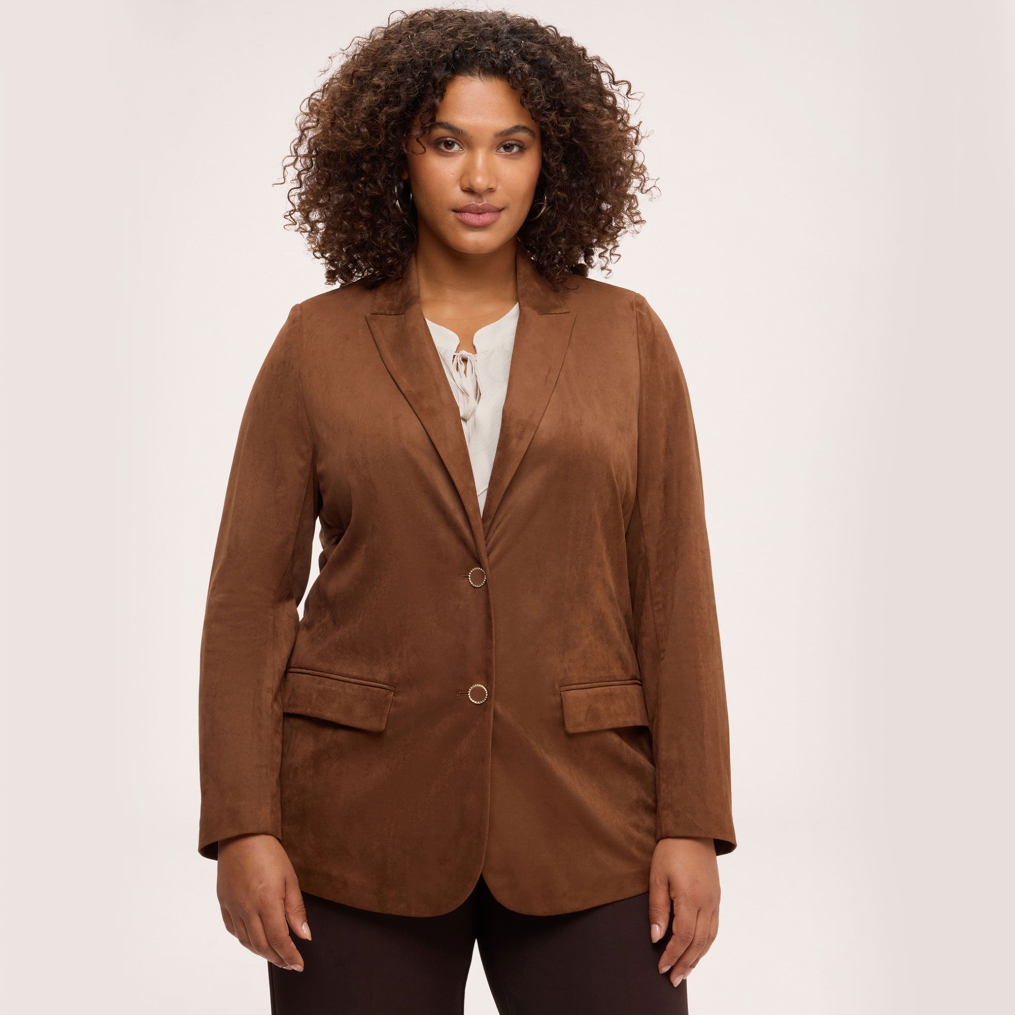 Fiorella Rubino
Blazer monopetto
con chiusura a due
bottoni