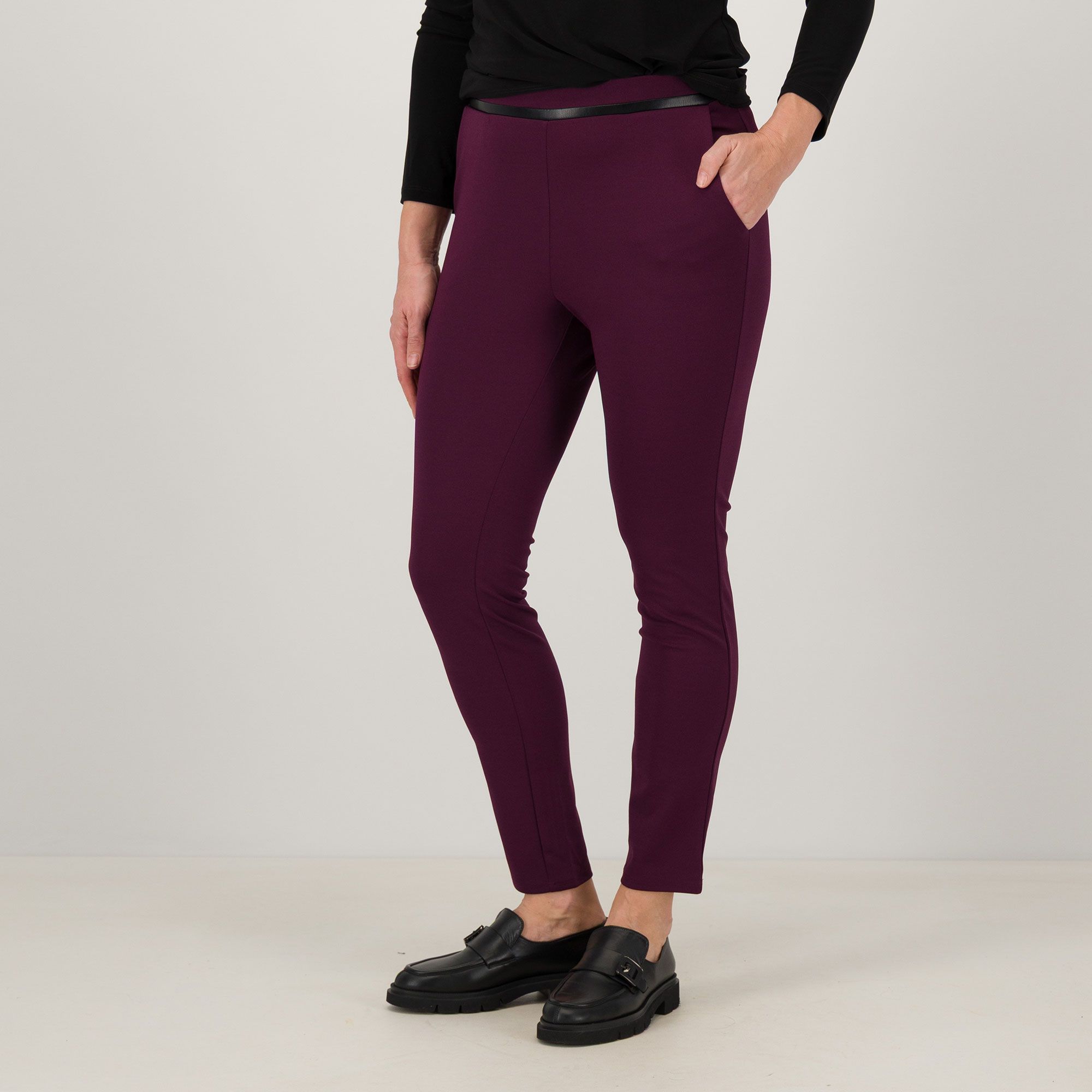 Nina Leonard
Pantaloni a sigaretta
con elastico