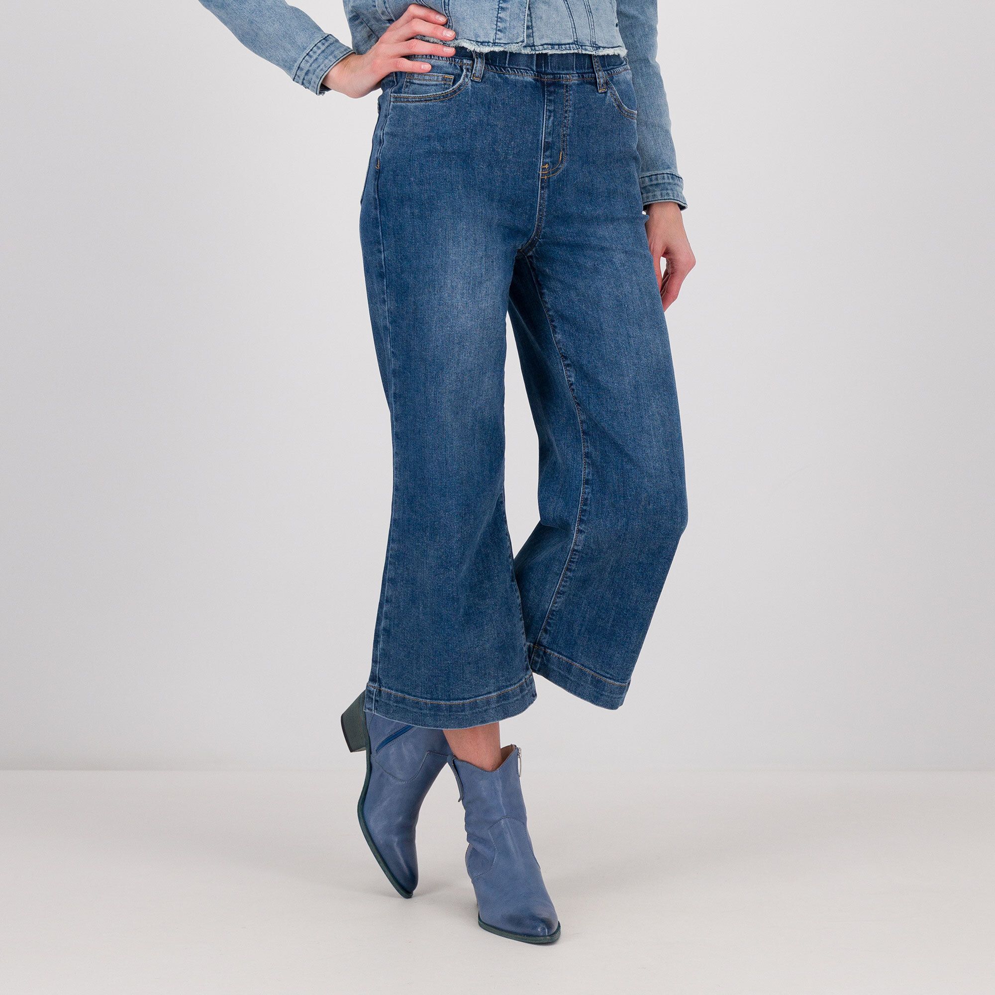 Image of PARKER & ROWE Jeans cropped a zampa con elastico in vita061