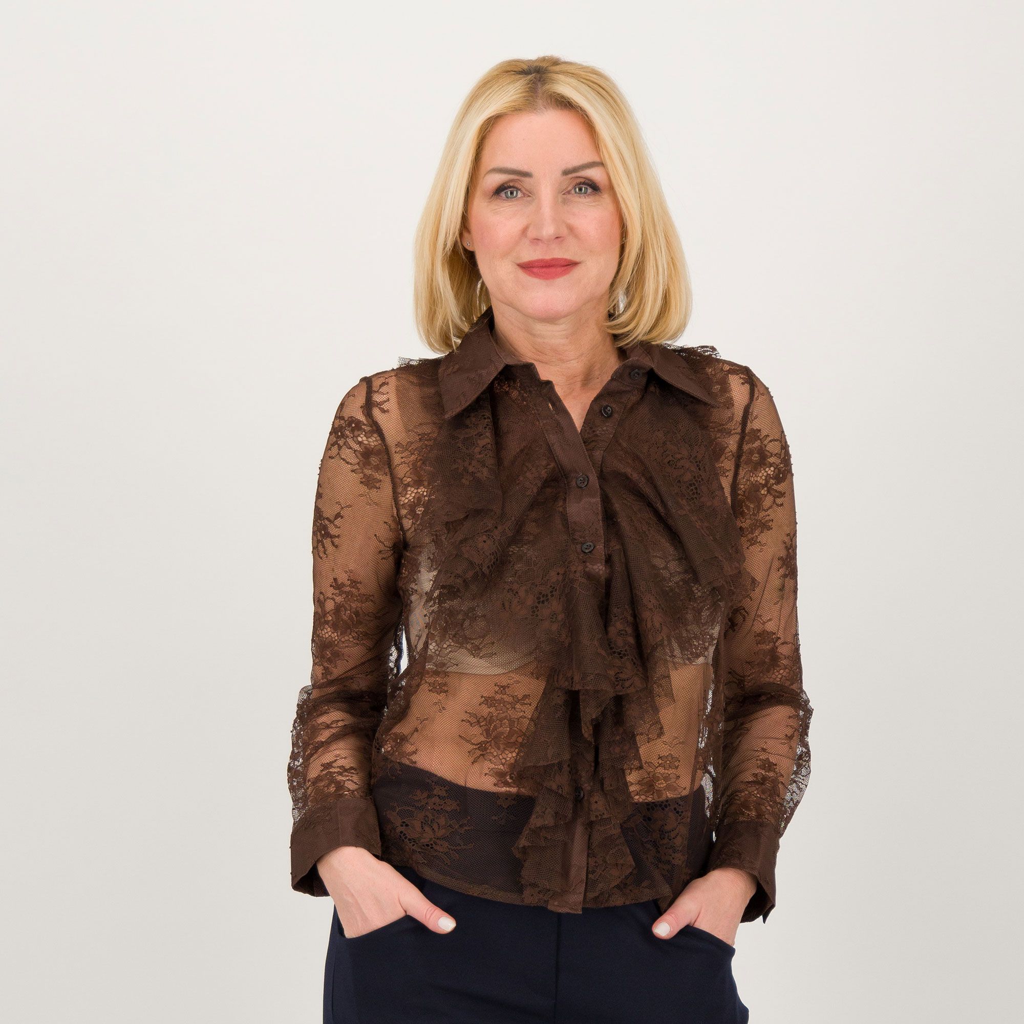 EVA Franco Ciambella
Camicia in pizzo
a maniche lunghe